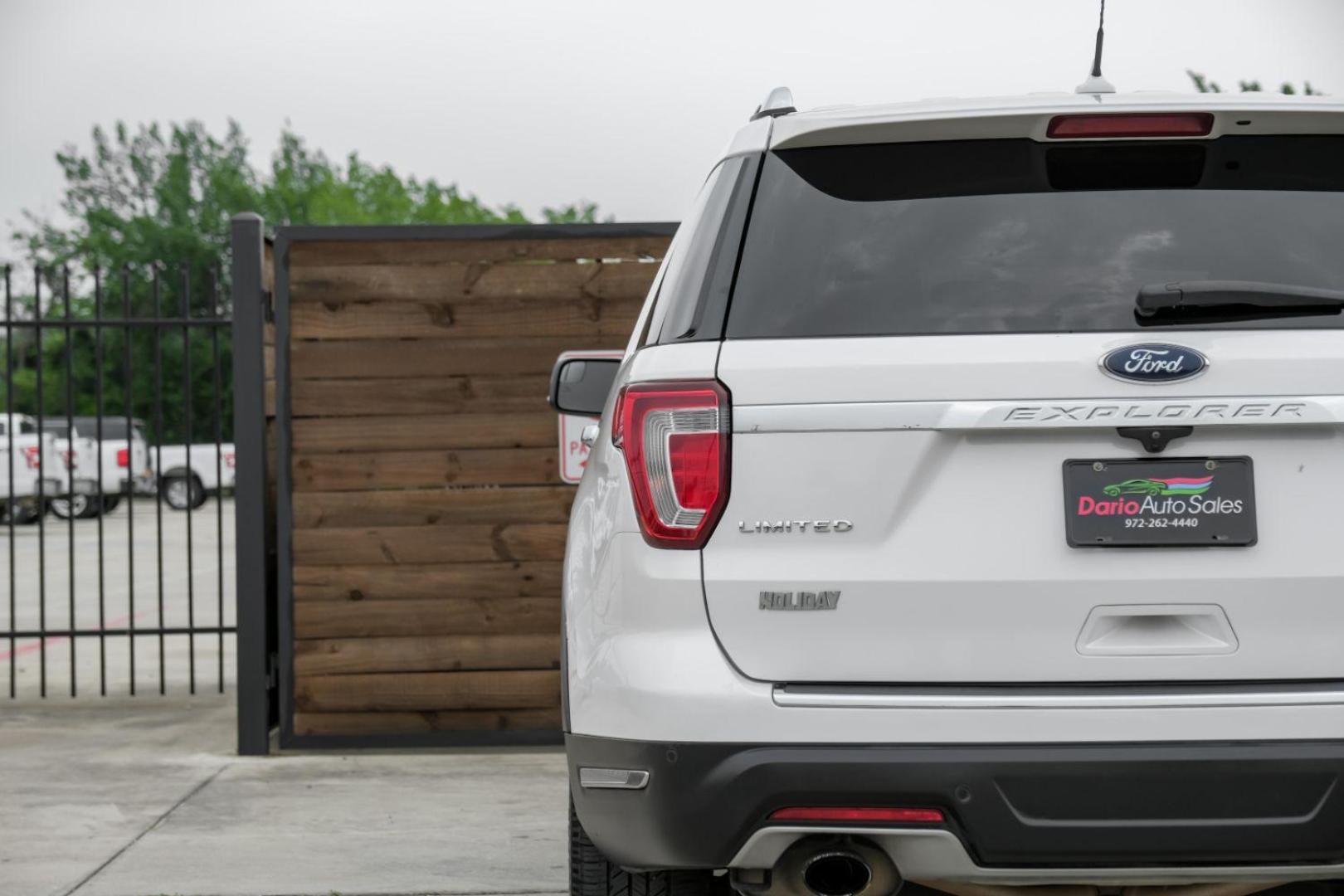 2018 White Ford Explorer Limited FWD (1FM5K7FH8JG) with an 2.3L L4 DOHC 16V engine, 6-Speed Automatic transmission, located at 2401 E Main St., Grand Prairie, TX, 75050, (972) 262-4440, 32.748981, -96.969643 - Photo#51