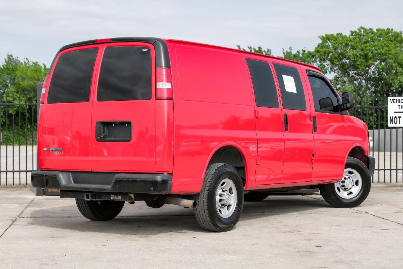 2016 RED Chevrolet Express 2500 Cargo (1GCWGAFF9G1) with an 4.8L V8 FFV engine, 6-Speed Automatic transmission, located at 2401 E Main St., Grand Prairie, TX, 75050, (972) 262-4440, 32.748981, -96.969643 - Photo#9