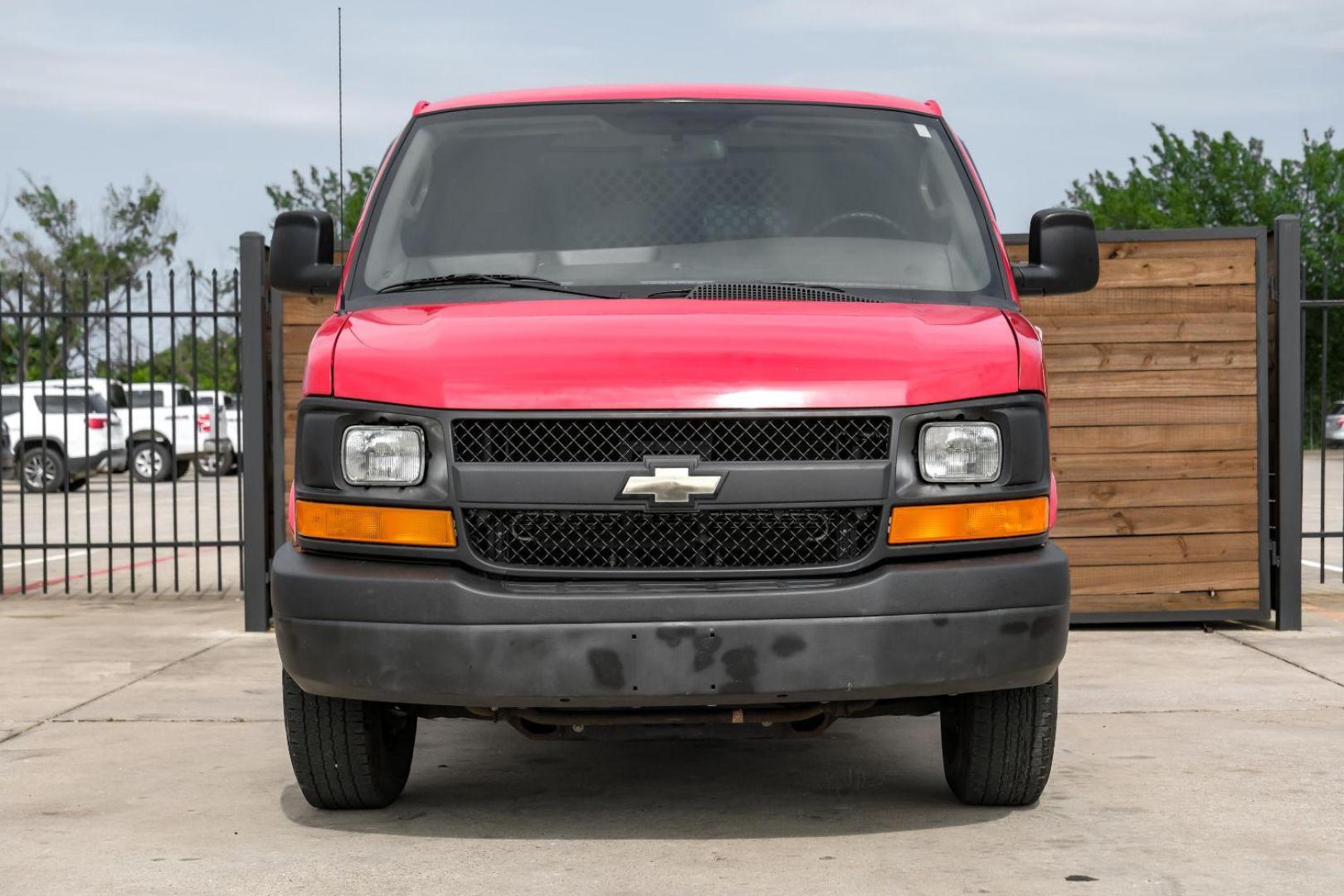 2016 RED Chevrolet Express 2500 Cargo (1GCWGAFF9G1) with an 4.8L V8 FFV engine, 6-Speed Automatic transmission, located at 2401 E Main St., Grand Prairie, TX, 75050, (972) 262-4440, 32.748981, -96.969643 - Photo#4