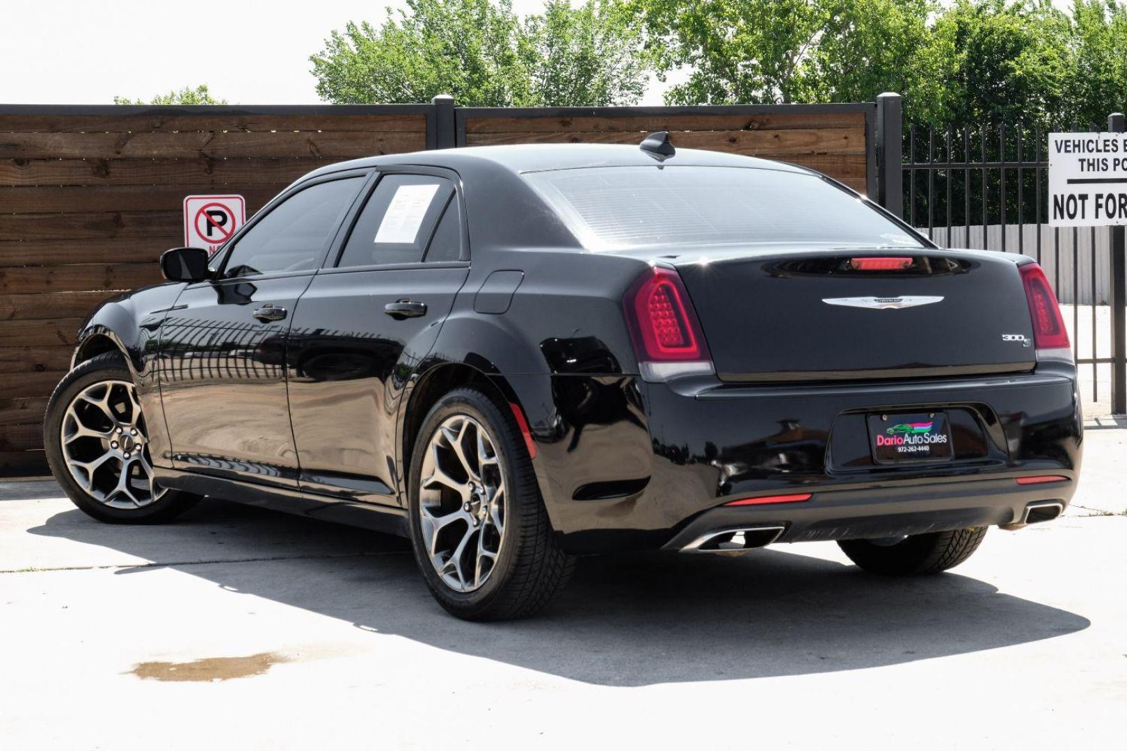 2016 BLACK Chrysler 300 S V6 RWD (2C3CCABG0GH) with an 3.6L V6 DOHC 24V engine, 8-Speed Automatic transmission, located at 2401 E Main St., Grand Prairie, TX, 75050, (972) 262-4440, 32.748981, -96.969643 - Photo#11