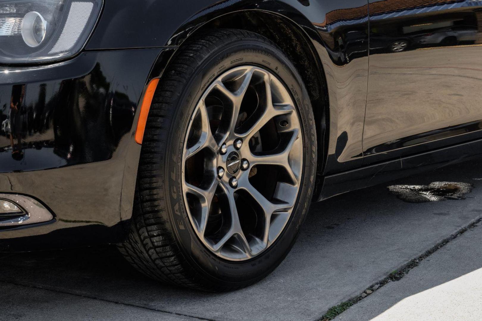 2016 BLACK Chrysler 300 S V6 RWD (2C3CCABG0GH) with an 3.6L V6 DOHC 24V engine, 8-Speed Automatic transmission, located at 2401 E Main St., Grand Prairie, TX, 75050, (972) 262-4440, 32.748981, -96.969643 - Photo#51