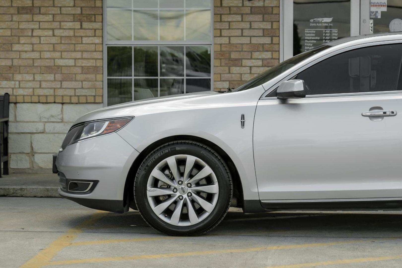 2013 SILVER Lincoln MKS FWD (1LNHL9DKXDG) with an 3.5L V6 DOHC 24V engine, 6-Speed Automatic transmission, located at 2401 E Main St., Grand Prairie, TX, 75050, (972) 262-4440, 32.748981, -96.969643 - Photo#16