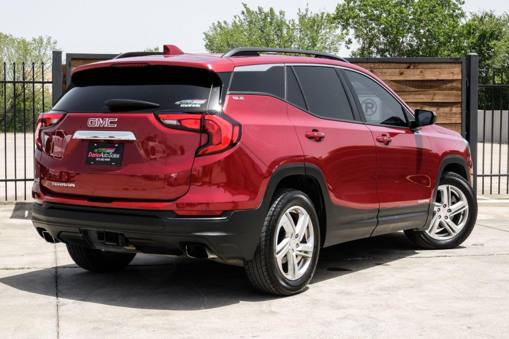 2018 Red GMC Terrain SLE (3GKALMEX8JL) with an 2.0L L4 DOHC 16V TURBO engine, 6-Speed Automatic transmission, located at 2401 E Main St., Grand Prairie, TX, 75050, (972) 262-4440, 32.748981, -96.969643 - Photo#9