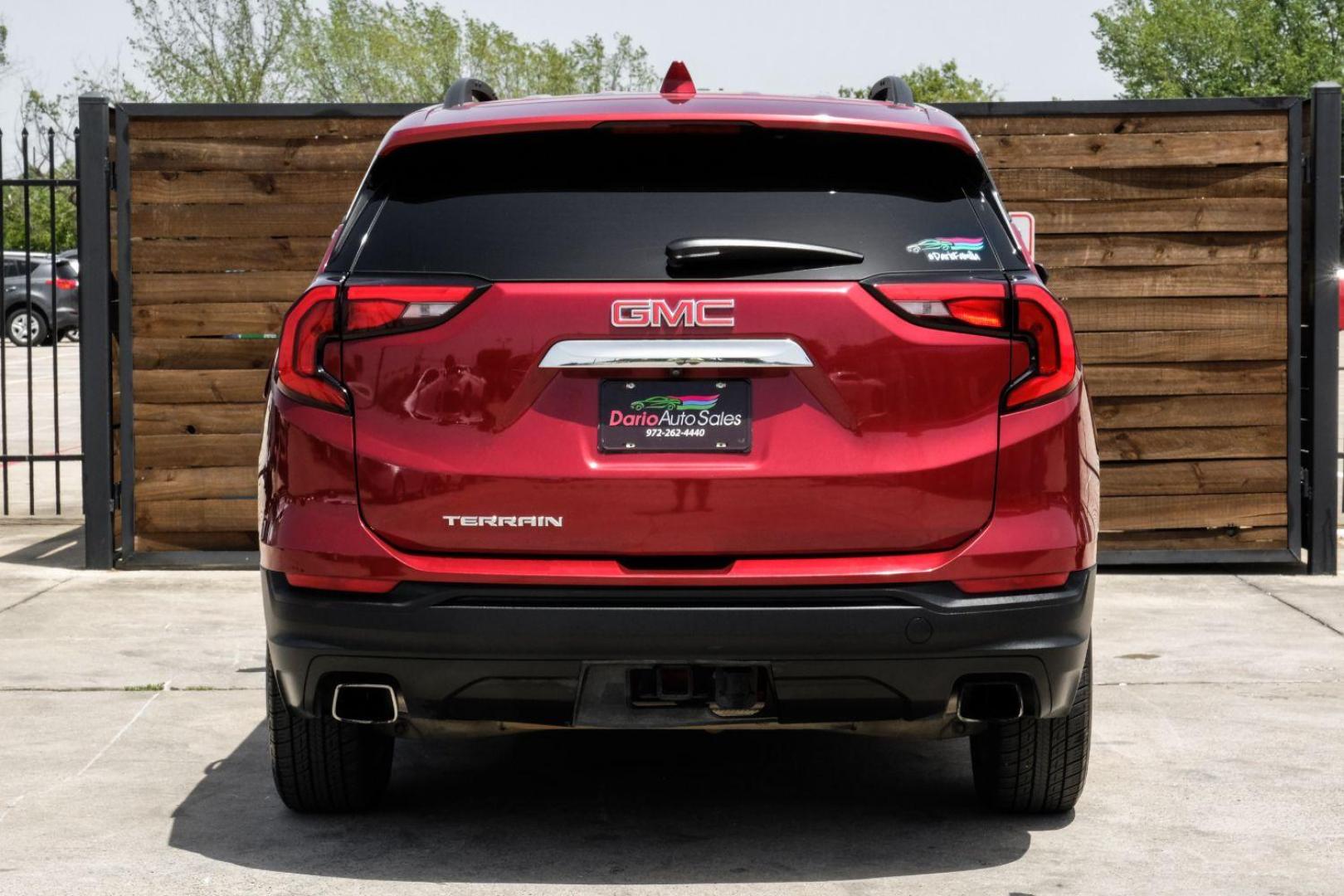 2018 Red GMC Terrain SLE (3GKALMEX8JL) with an 2.0L L4 DOHC 16V TURBO engine, 6-Speed Automatic transmission, located at 2401 E Main St., Grand Prairie, TX, 75050, (972) 262-4440, 32.748981, -96.969643 - Photo#10