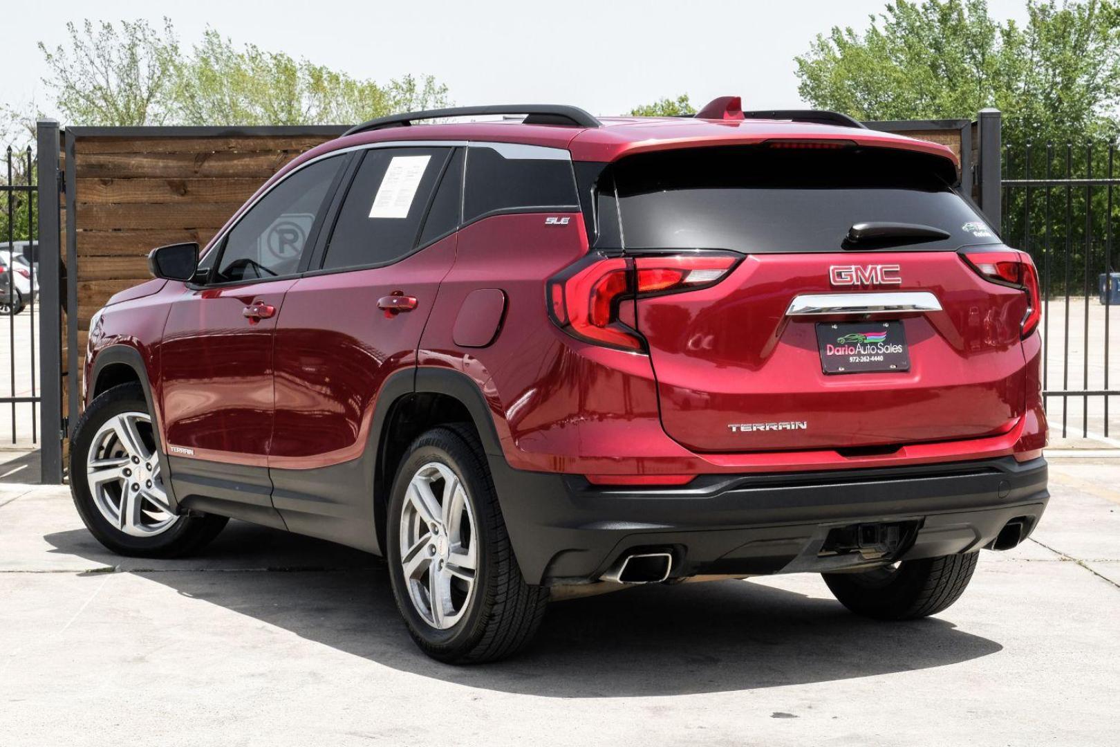 2018 Red GMC Terrain SLE (3GKALMEX8JL) with an 2.0L L4 DOHC 16V TURBO engine, 6-Speed Automatic transmission, located at 2401 E Main St., Grand Prairie, TX, 75050, (972) 262-4440, 32.748981, -96.969643 - Photo#11