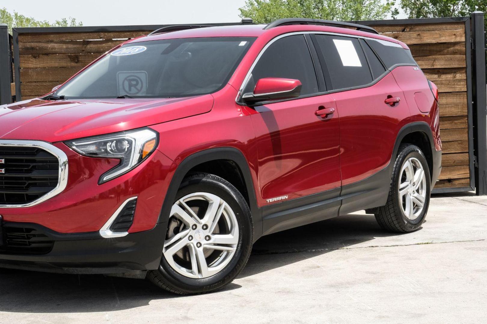 2018 Red GMC Terrain SLE (3GKALMEX8JL) with an 2.0L L4 DOHC 16V TURBO engine, 6-Speed Automatic transmission, located at 2401 E Main St., Grand Prairie, TX, 75050, (972) 262-4440, 32.748981, -96.969643 - Photo#5