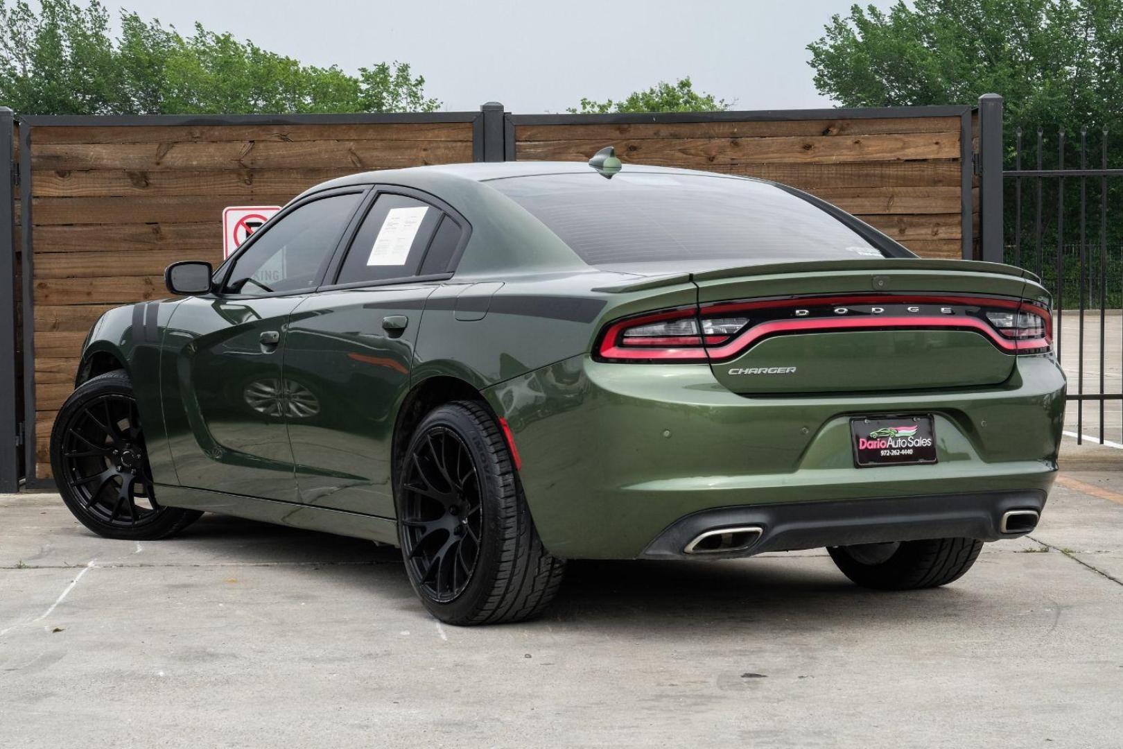 2019 Green Dodge Charger SXT (2C3CDXBG7KH) with an 3.6L V6 DOHC 24V engine, 8-Speed Automatic transmission, located at 2401 E Main St., Grand Prairie, TX, 75050, (972) 262-4440, 32.748981, -96.969643 - Photo#11