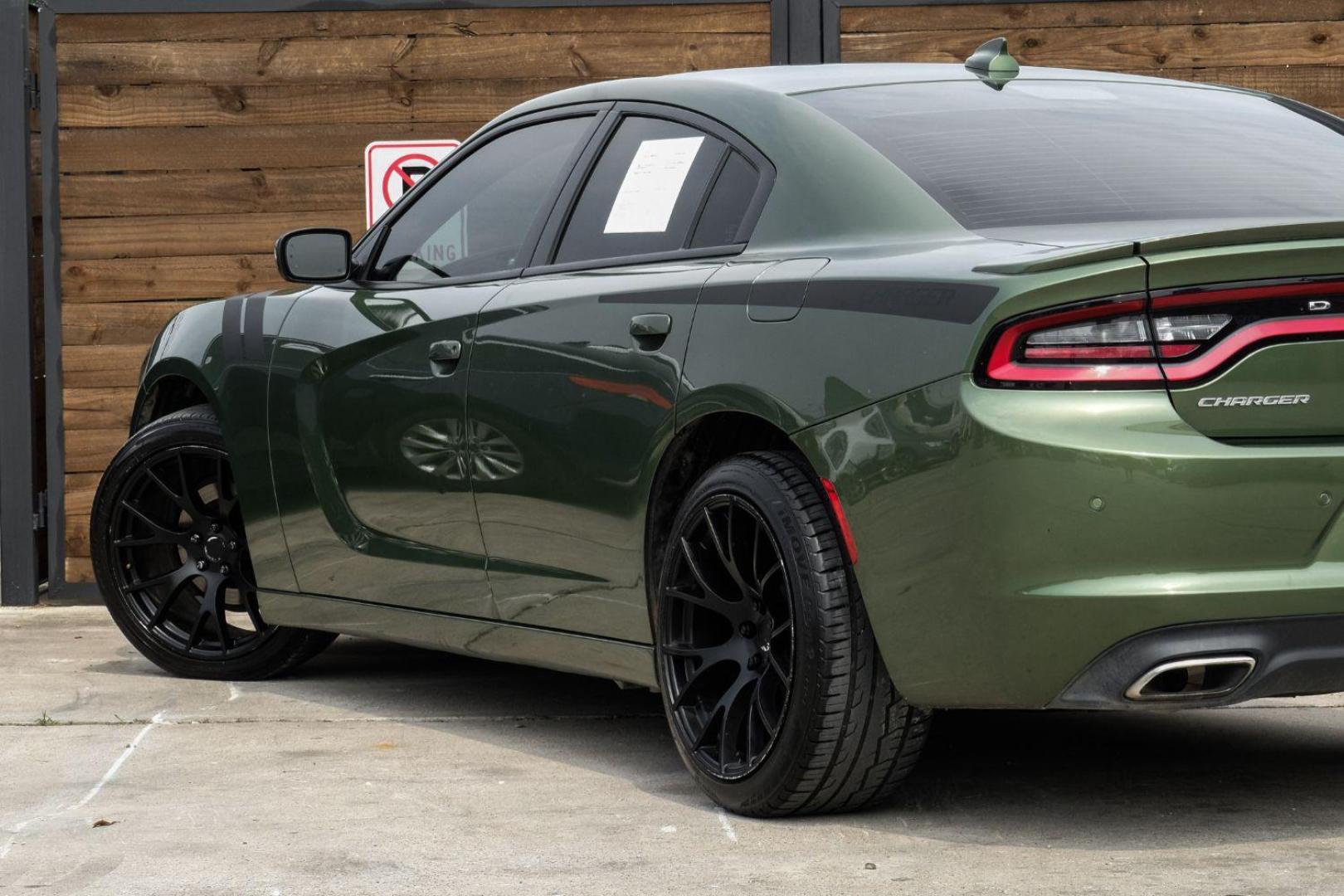 2019 Green Dodge Charger SXT (2C3CDXBG7KH) with an 3.6L V6 DOHC 24V engine, 8-Speed Automatic transmission, located at 2401 E Main St., Grand Prairie, TX, 75050, (972) 262-4440, 32.748981, -96.969643 - Photo#12