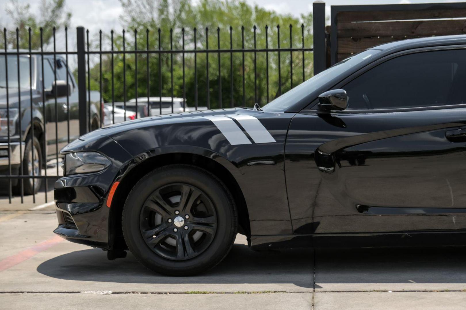 2019 Black Dodge Charger SXT (2C3CDXBG0KH) with an 3.6L V6 DOHC 24V engine, 8-Speed Automatic transmission, located at 2401 E Main St., Grand Prairie, TX, 75050, (972) 262-4440, 32.748981, -96.969643 - Photo#13