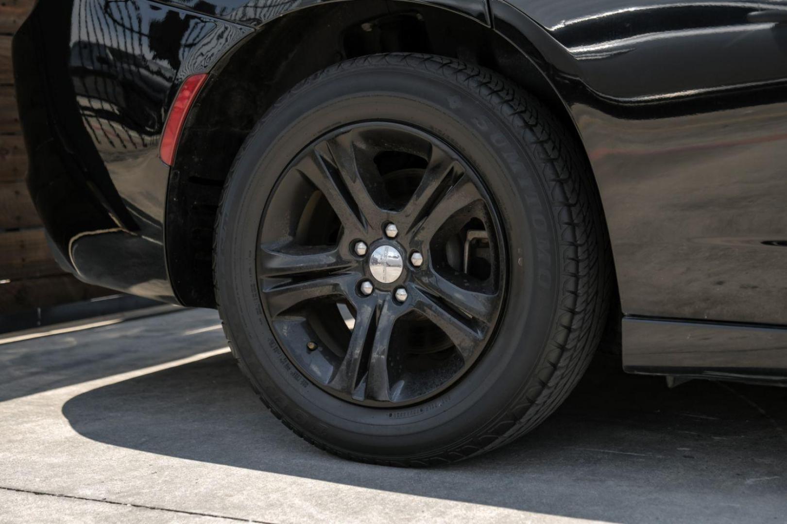 2019 Black Dodge Charger SXT (2C3CDXBG0KH) with an 3.6L V6 DOHC 24V engine, 8-Speed Automatic transmission, located at 2401 E Main St., Grand Prairie, TX, 75050, (972) 262-4440, 32.748981, -96.969643 - Photo#51