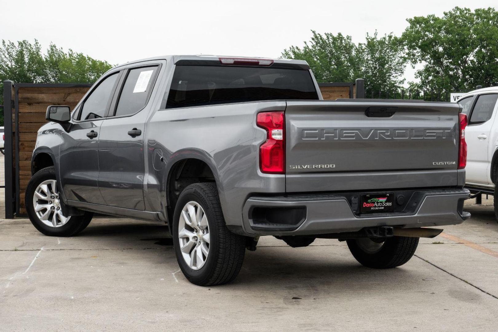 2020 Gray Chevrolet Silverado 1500 Custom Crew Cab Short Box 2WD (3GCPWBEK7LG) with an 2.7L L4 DOHC 16V TURBO engine, 6-Speed Automatic transmission, located at 2401 E Main St., Grand Prairie, TX, 75050, (972) 262-4440, 32.748981, -96.969643 - Photo#11