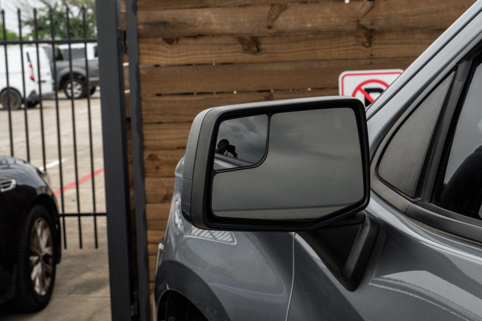 2020 Gray Chevrolet Silverado 1500 Custom Crew Cab Short Box 2WD (3GCPWBEK7LG) with an 2.7L L4 DOHC 16V TURBO engine, 6-Speed Automatic transmission, located at 2401 E Main St., Grand Prairie, TX, 75050, (972) 262-4440, 32.748981, -96.969643 - Photo#28