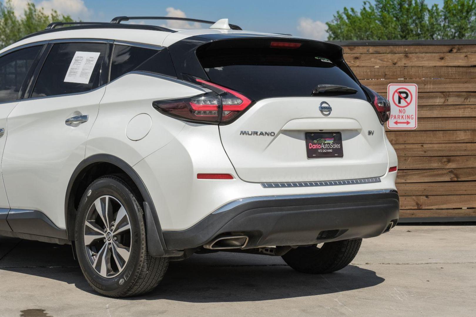 2019 white Nissan Murano SV (5N1AZ2MJ7KN) with an 3.5L V6 DOHC 24V engine, Continuously Variable Transmission transmission, located at 2401 E Main St., Grand Prairie, TX, 75050, (972) 262-4440, 32.748981, -96.969643 - Photo#13