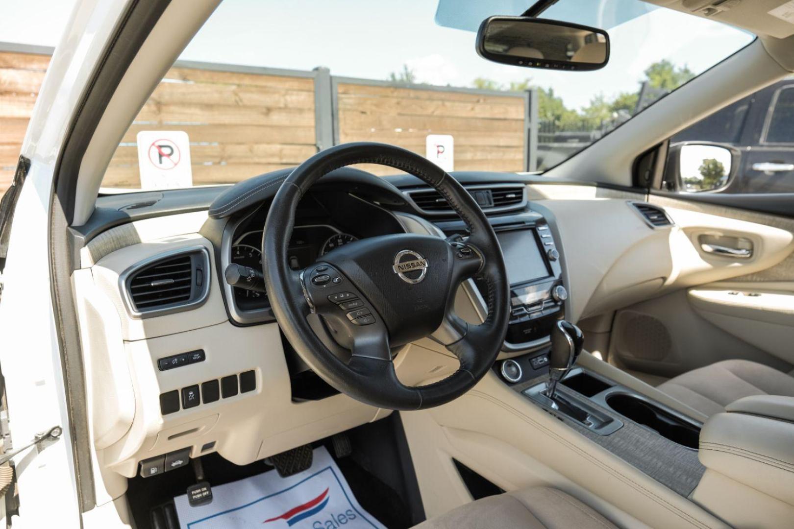 2019 white Nissan Murano SV (5N1AZ2MJ7KN) with an 3.5L V6 DOHC 24V engine, Continuously Variable Transmission transmission, located at 2401 E Main St., Grand Prairie, TX, 75050, (972) 262-4440, 32.748981, -96.969643 - Photo#2