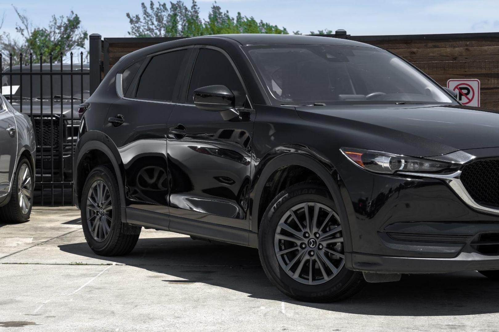 2019 BLACK Mazda CX-5 Touring (JM3KFACM9K0) with an 2.5L L4 DOHC 16V engine, 6-Speed Automatic transmission, located at 2401 E Main St., Grand Prairie, TX, 75050, (972) 262-4440, 32.748981, -96.969643 - Photo#6