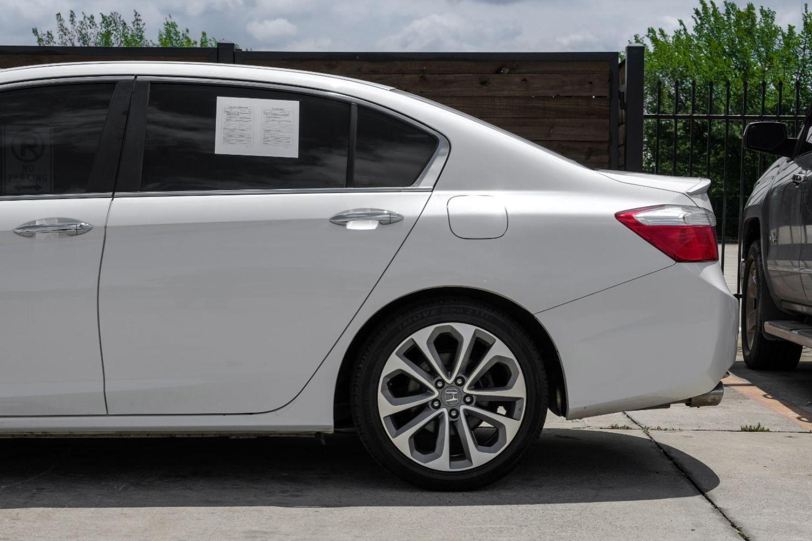 2014 WHITE Honda Accord Sport Sedan CVT (1HGCR2F5XEA) with an 2.4L L4 DOHC 16V engine, Continuously Variable Transmission transmission, located at 2401 E Main St., Grand Prairie, TX, 75050, (972) 262-4440, 32.748981, -96.969643 - Photo#18