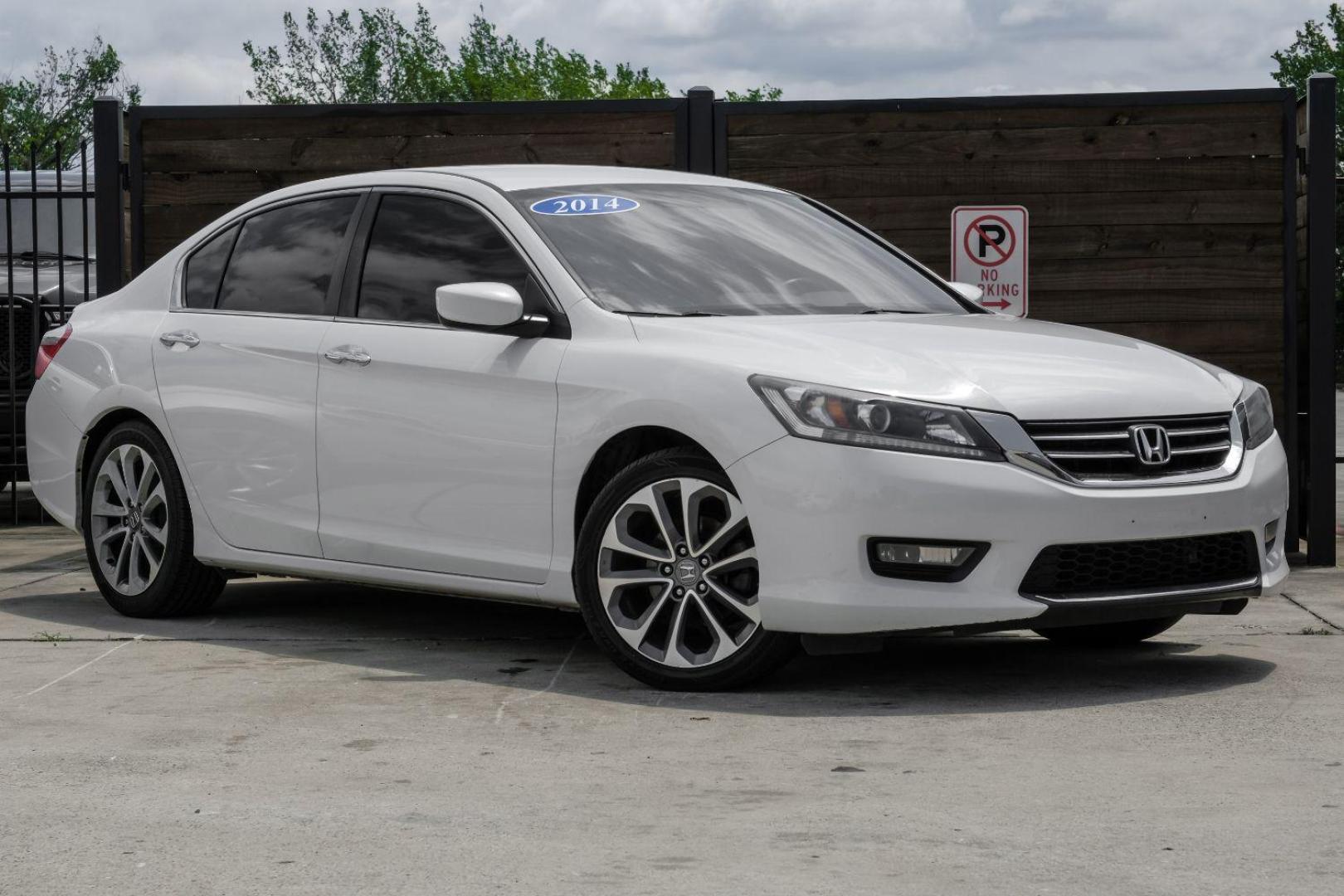 2014 WHITE Honda Accord Sport Sedan CVT (1HGCR2F5XEA) with an 2.4L L4 DOHC 16V engine, Continuously Variable Transmission transmission, located at 2401 E Main St., Grand Prairie, TX, 75050, (972) 262-4440, 32.748981, -96.969643 - Photo#7