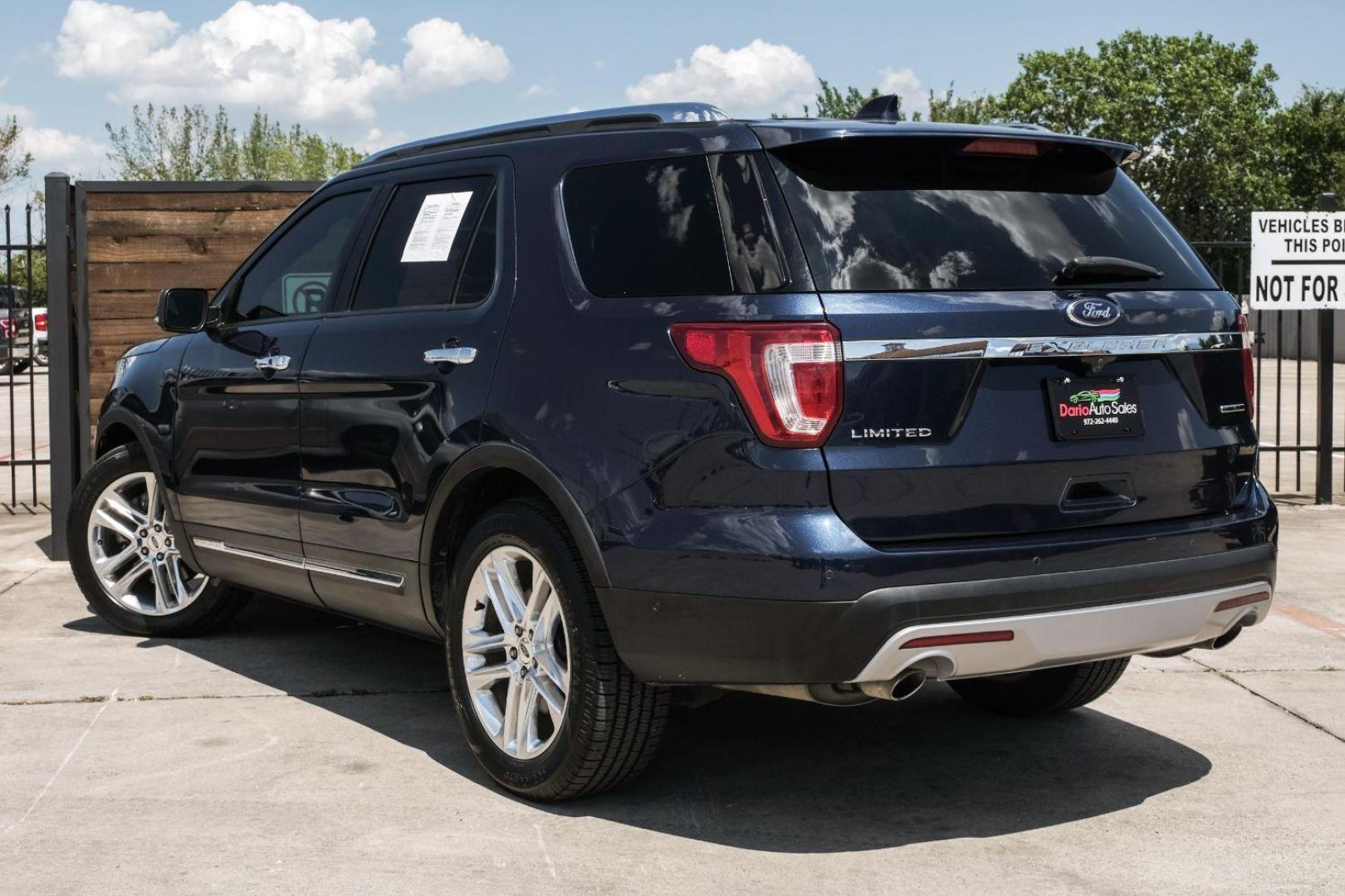 2016 blue Ford Explorer Limited FWD (1FM5K7F85GG) with an 3.5L V6 DOHC 24V engine, 6-Speed Automatic transmission, located at 2401 E Main St., Grand Prairie, TX, 75050, (972) 262-4440, 32.748981, -96.969643 - Photo#15