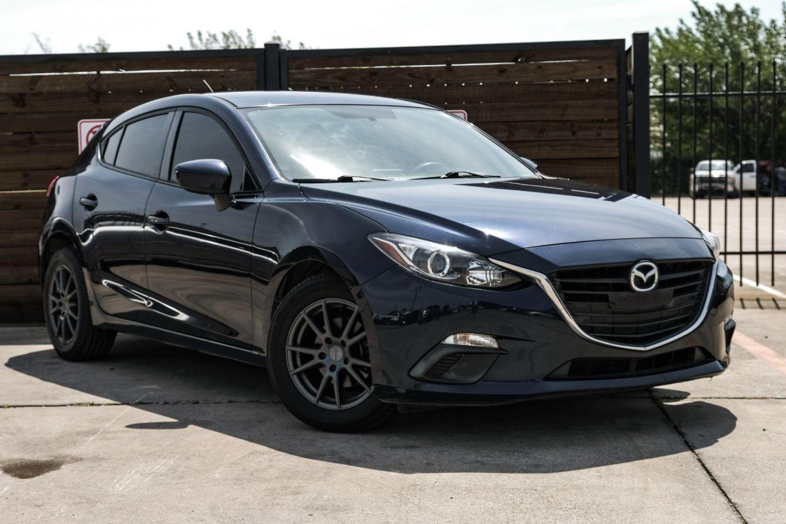 2015 BLACK Mazda MAZDA3 i Sport MT 5-Door (3MZBM1K79FM) with an 2.0L L4 DOHC 16V engine, 6-Speed Manual transmission, located at 2401 E Main St., Grand Prairie, TX, 75050, (972) 262-4440, 32.748981, -96.969643 - Photo#7