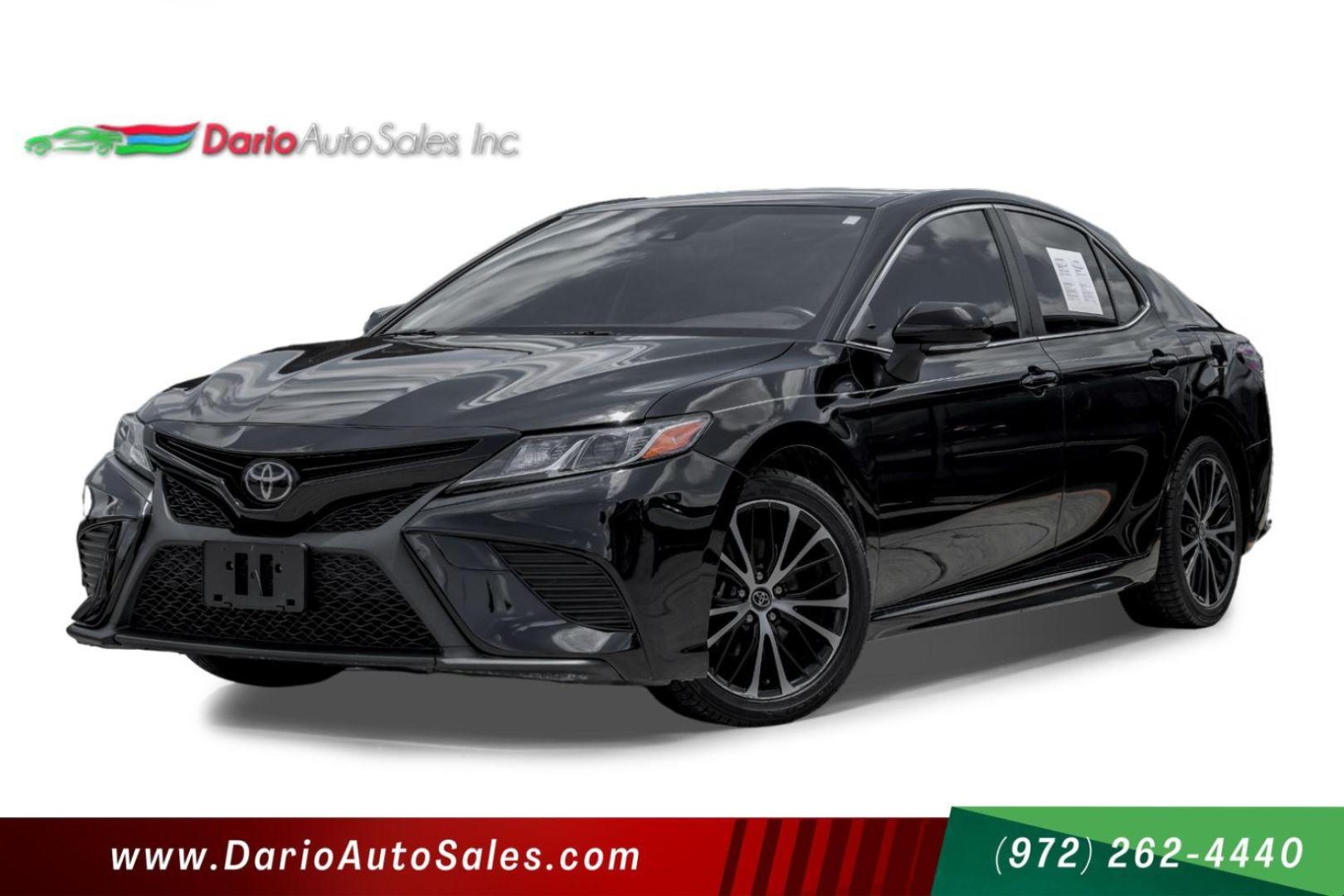 2020 BLACK Toyota Camry SE (4T1M11AK7LU) with an 2.5L L4 DOHC 16V engine, 8-Speed Automatic transmission, located at 2401 E Main St., Grand Prairie, TX, 75050, (972) 262-4440, 32.748981, -96.969643 - Photo#0