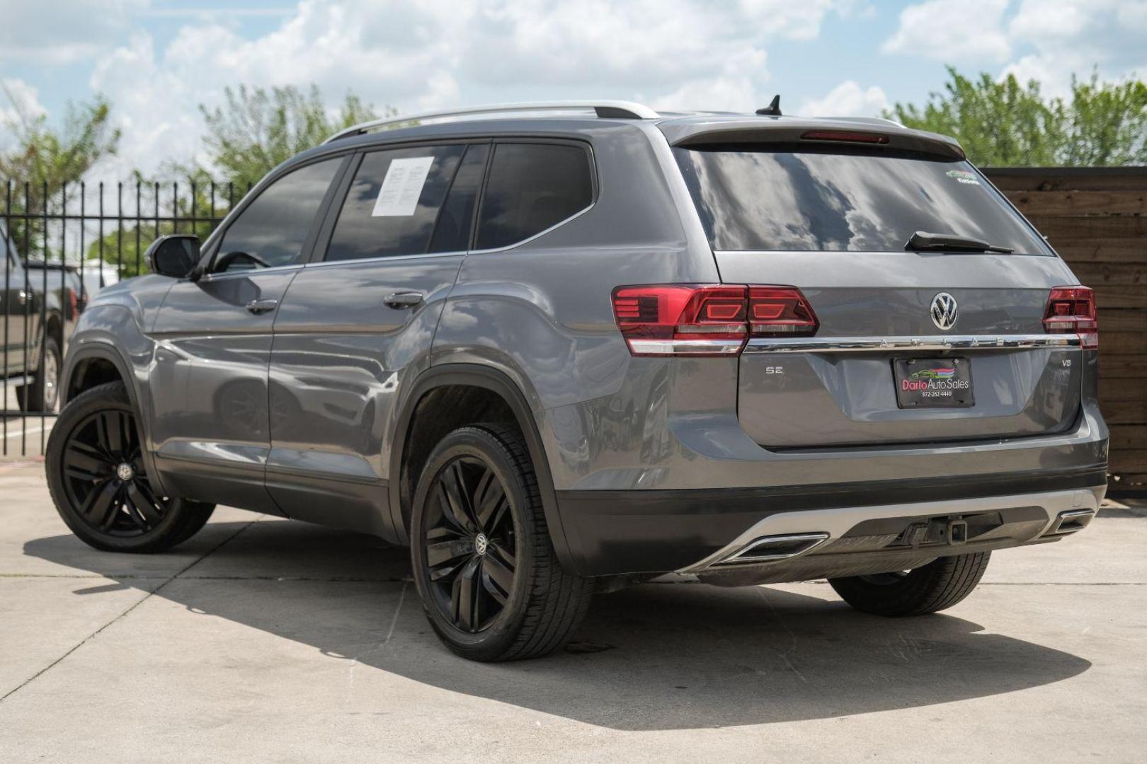 2019 gray Volkswagen Atlas V6 SE w/Technology (1V2WR2CA7KC) with an 3.6L V6 DOHC 24V engine, 8-Speed Automatic transmission, located at 2401 E Main St., Grand Prairie, TX, 75050, (972) 262-4440, 32.748981, -96.969643 - Photo#12