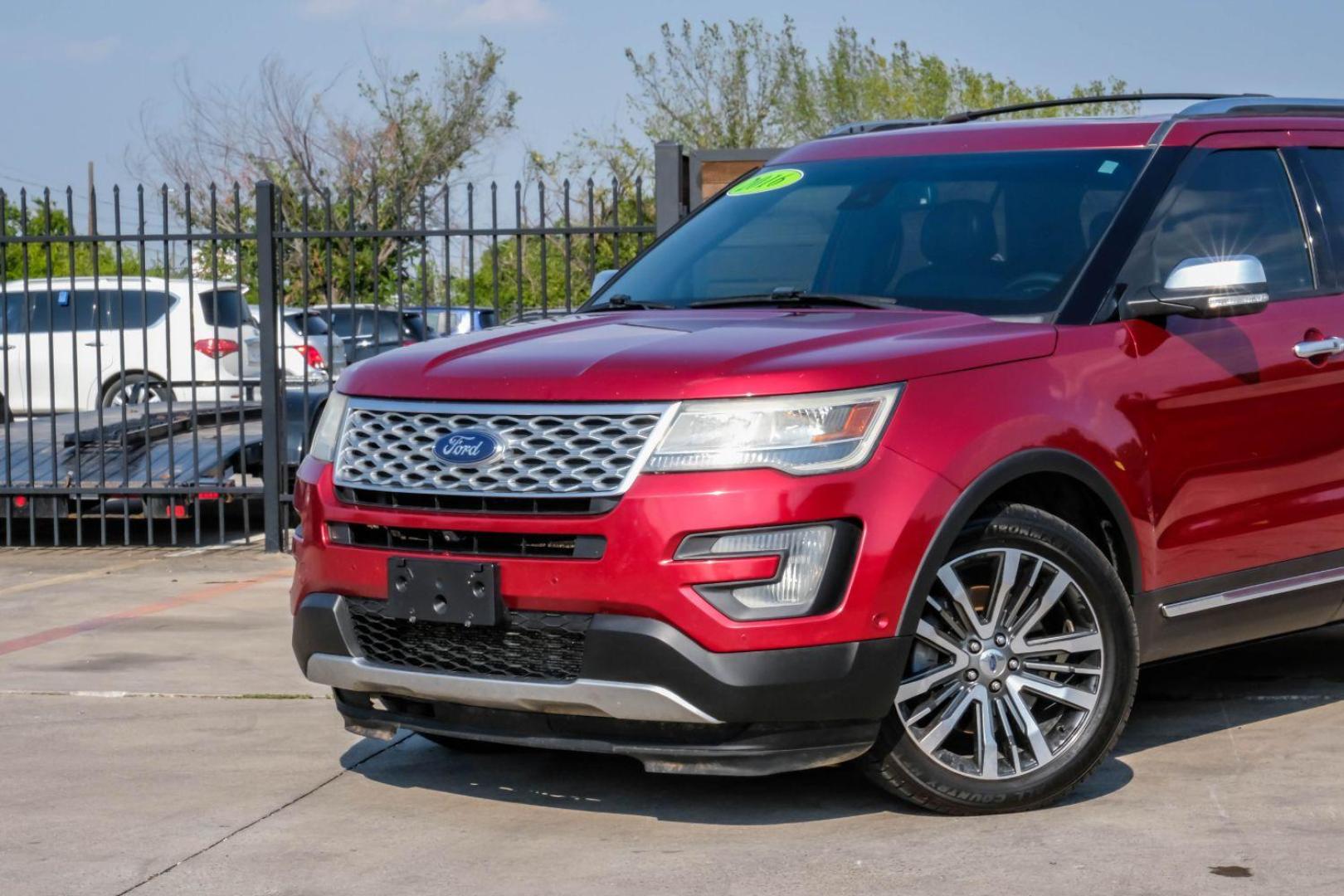 2016 RED Ford Explorer Platinum AWD (1FM5K8HT0GG) with an 3.5L V6 DOHC 24V engine, 6-Speed Automatic transmission, located at 2401 E Main St., Grand Prairie, TX, 75050, (972) 262-4440, 32.748981, -96.969643 - Photo#5