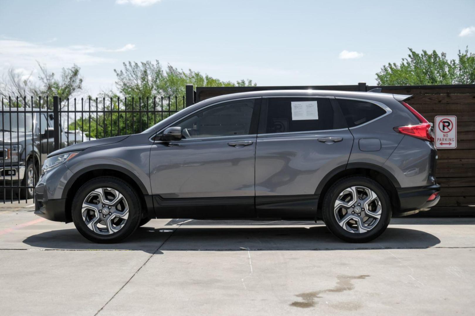 2017 GRAY Honda CR-V SPORT UTILITY 4-DR (5J6RW2H50HL) with an 1.5L L4 16V DOHC TURBO engine, Continuously Variable Transmission transmission, located at 2401 E Main St., Grand Prairie, TX, 75050, (972) 262-4440, 32.748981, -96.969643 - Photo#15