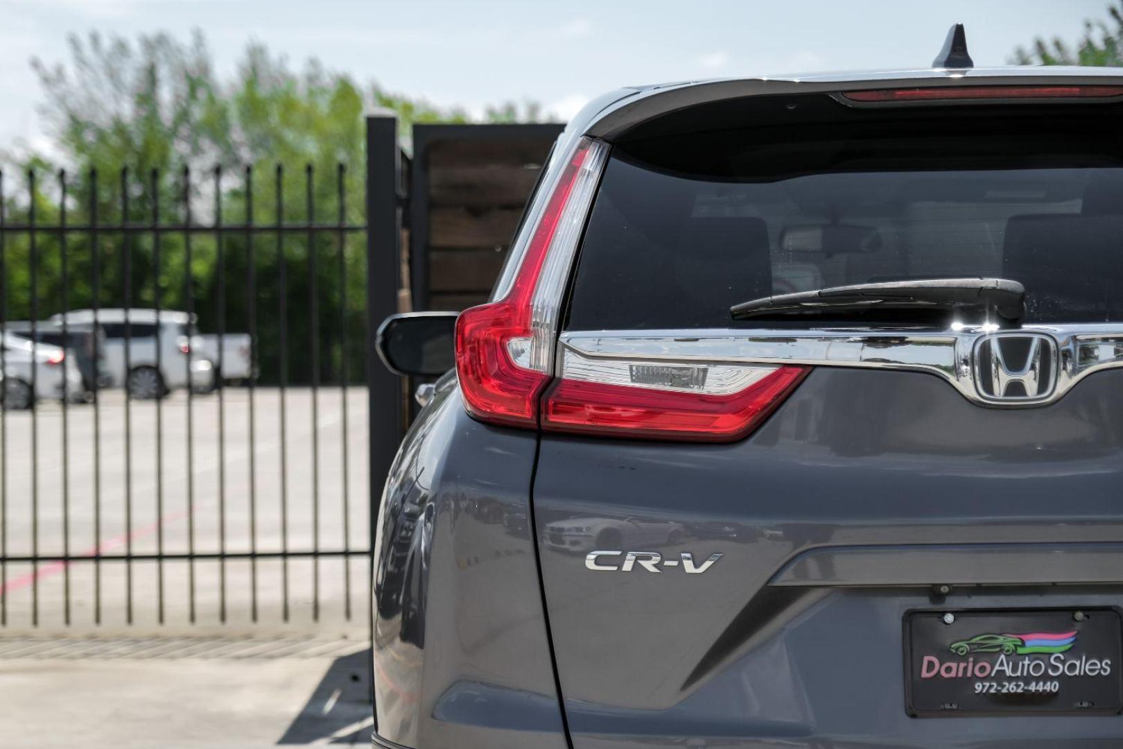 2017 GRAY Honda CR-V SPORT UTILITY 4-DR (5J6RW2H50HL) with an 1.5L L4 16V DOHC TURBO engine, Continuously Variable Transmission transmission, located at 2401 E Main St., Grand Prairie, TX, 75050, (972) 262-4440, 32.748981, -96.969643 - Photo#48