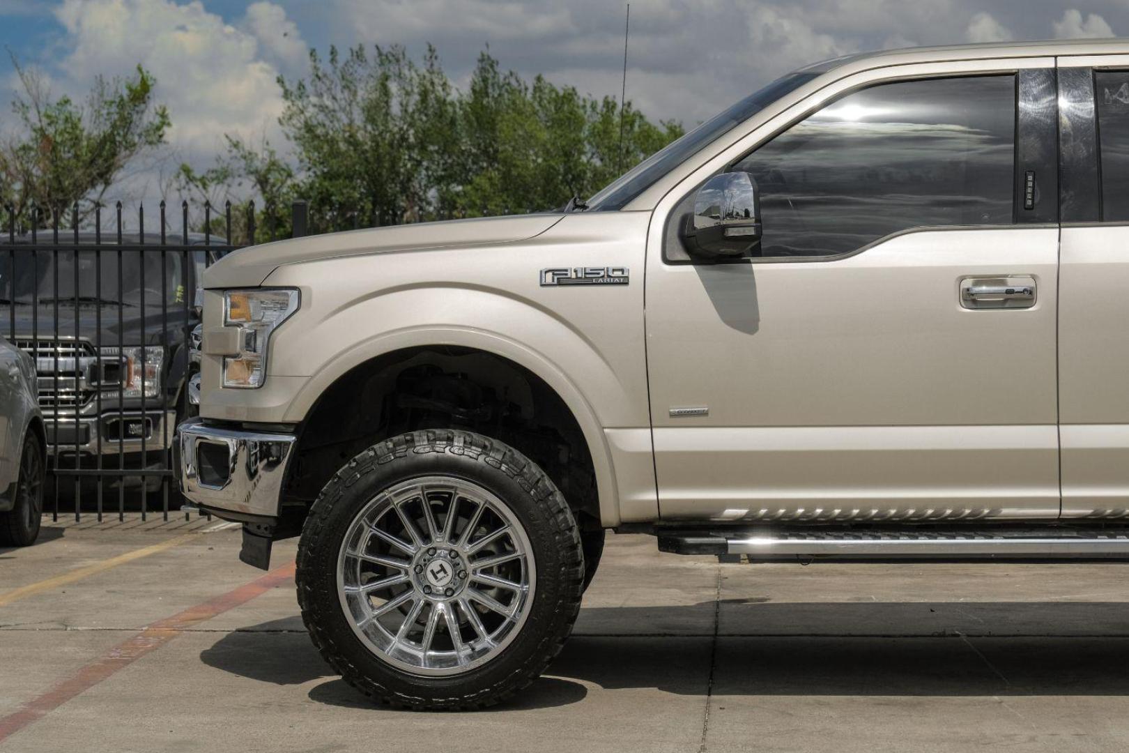 2017 GOLD Ford F-150 Lariat SuperCrew 6.5-ft. Bed 4WD (1FTEW1EG6HK) with an 3.5L V6 TURBO engine, 6-Speed Automatic transmission, located at 2401 E Main St., Grand Prairie, TX, 75050, (972) 262-4440, 32.748981, -96.969643 - Photo#15