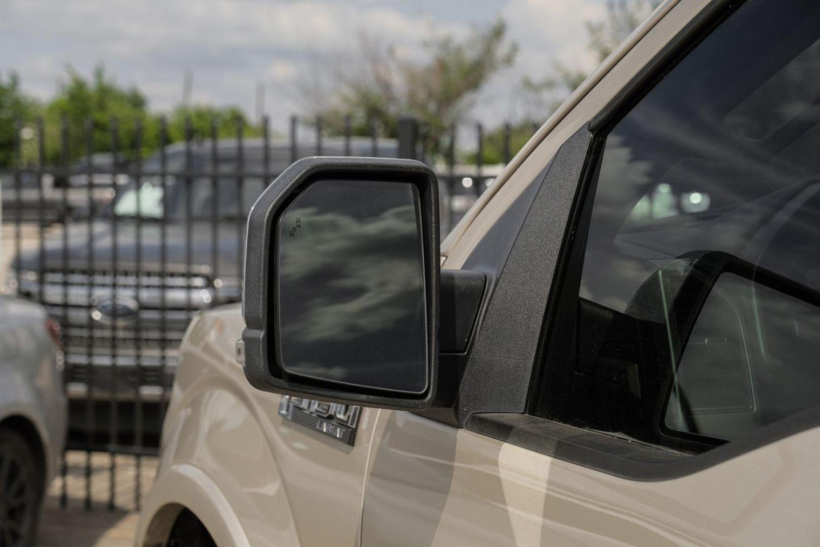 2017 GOLD Ford F-150 Lariat SuperCrew 6.5-ft. Bed 4WD (1FTEW1EG6HK) with an 3.5L V6 TURBO engine, 6-Speed Automatic transmission, located at 2401 E Main St., Grand Prairie, TX, 75050, (972) 262-4440, 32.748981, -96.969643 - Photo#42