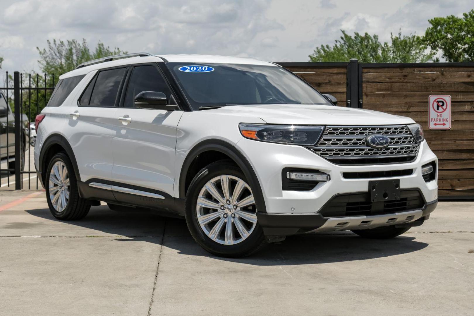 2020 WHITE Ford Explorer Limited (1FMSK7FH9LG) with an 2.3L L4 DOHC 16V engine, 10-Speed Automatic transmission, located at 2401 E Main St., Grand Prairie, TX, 75050, (972) 262-4440, 32.748981, -96.969643 - Photo#5