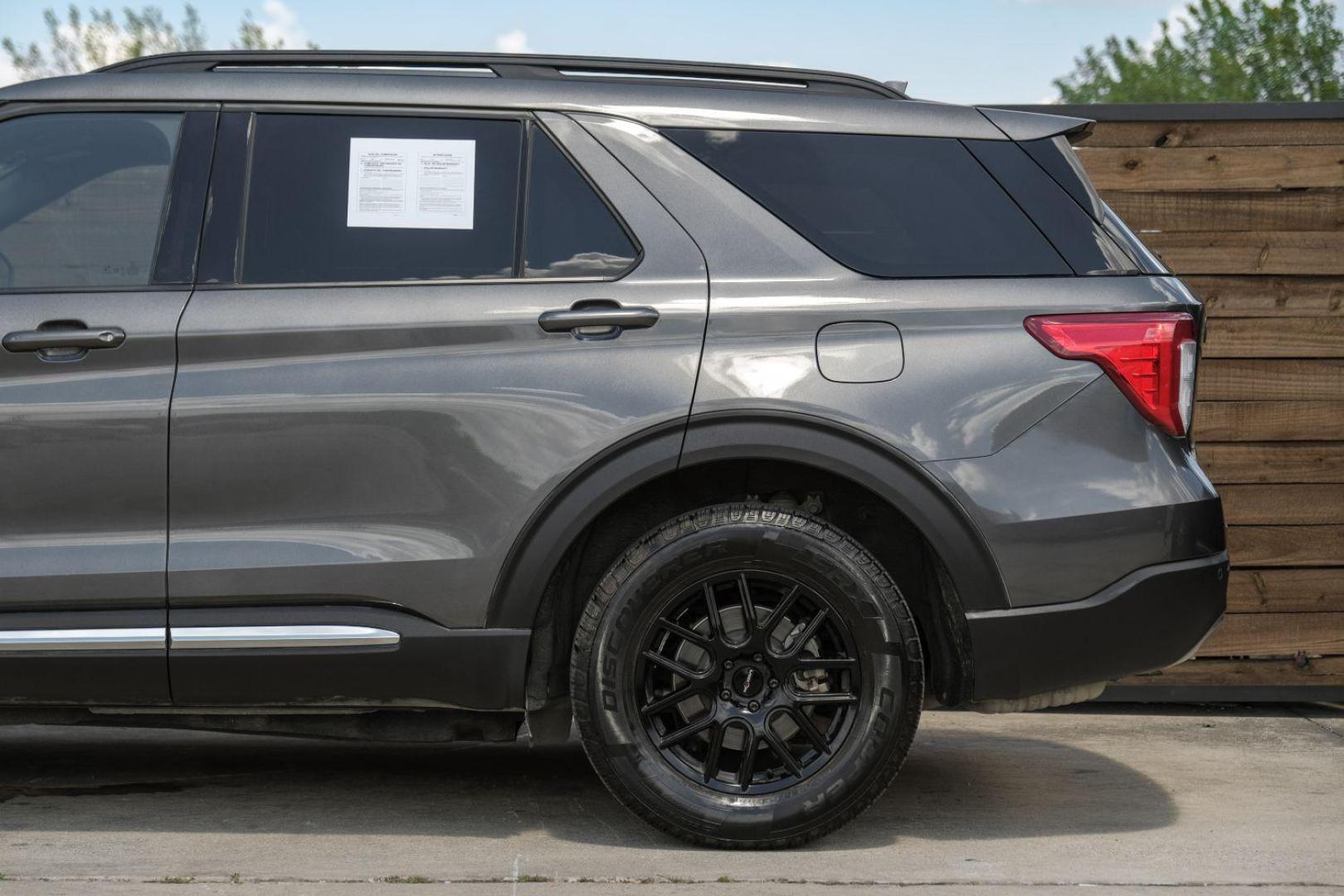 2020 Gray Ford Explorer XLT AWD (1FMSK8DH4LG) with an 2.3L L4 DOHC 16V engine, 10-Speed Automatic transmission, located at 2401 E Main St., Grand Prairie, TX, 75050, (972) 262-4440, 32.748981, -96.969643 - Photo#16