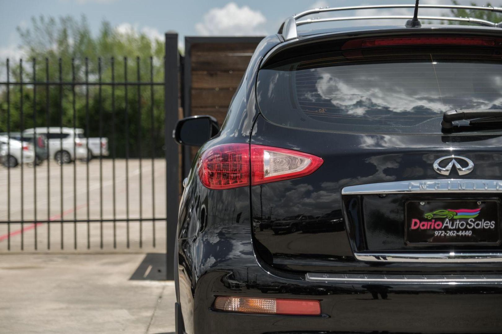 2017 BLACK Infiniti QX50 Base AWD (JN1BJ0RR4HM) with an 3.7L V6 DOHC 24V engine, 7-Speed Automatic transmission, located at 2401 E Main St., Grand Prairie, TX, 75050, (972) 262-4440, 32.748981, -96.969643 - Photo#48