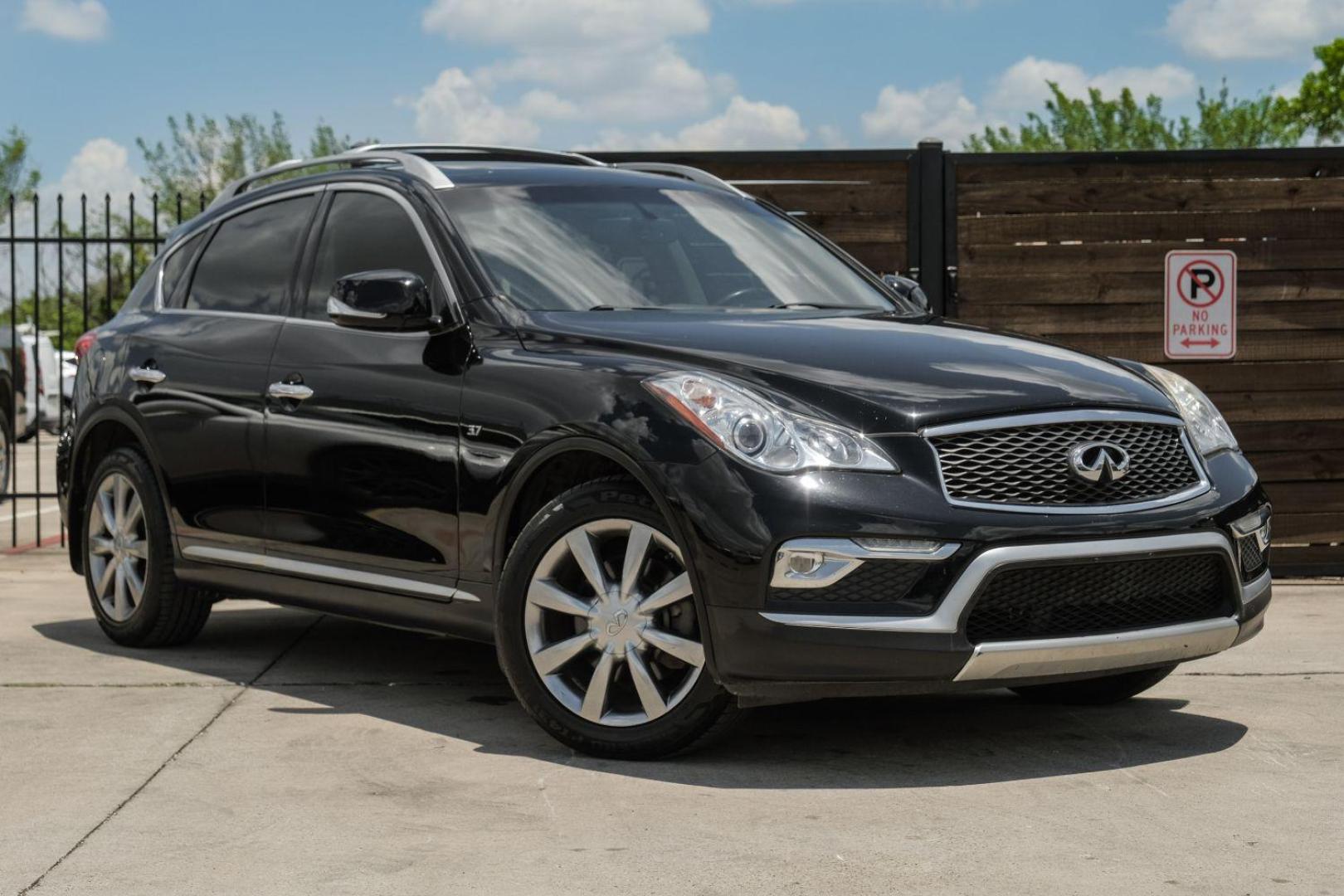 2017 BLACK Infiniti QX50 Base AWD (JN1BJ0RR4HM) with an 3.7L V6 DOHC 24V engine, 7-Speed Automatic transmission, located at 2401 E Main St., Grand Prairie, TX, 75050, (972) 262-4440, 32.748981, -96.969643 - Photo#6