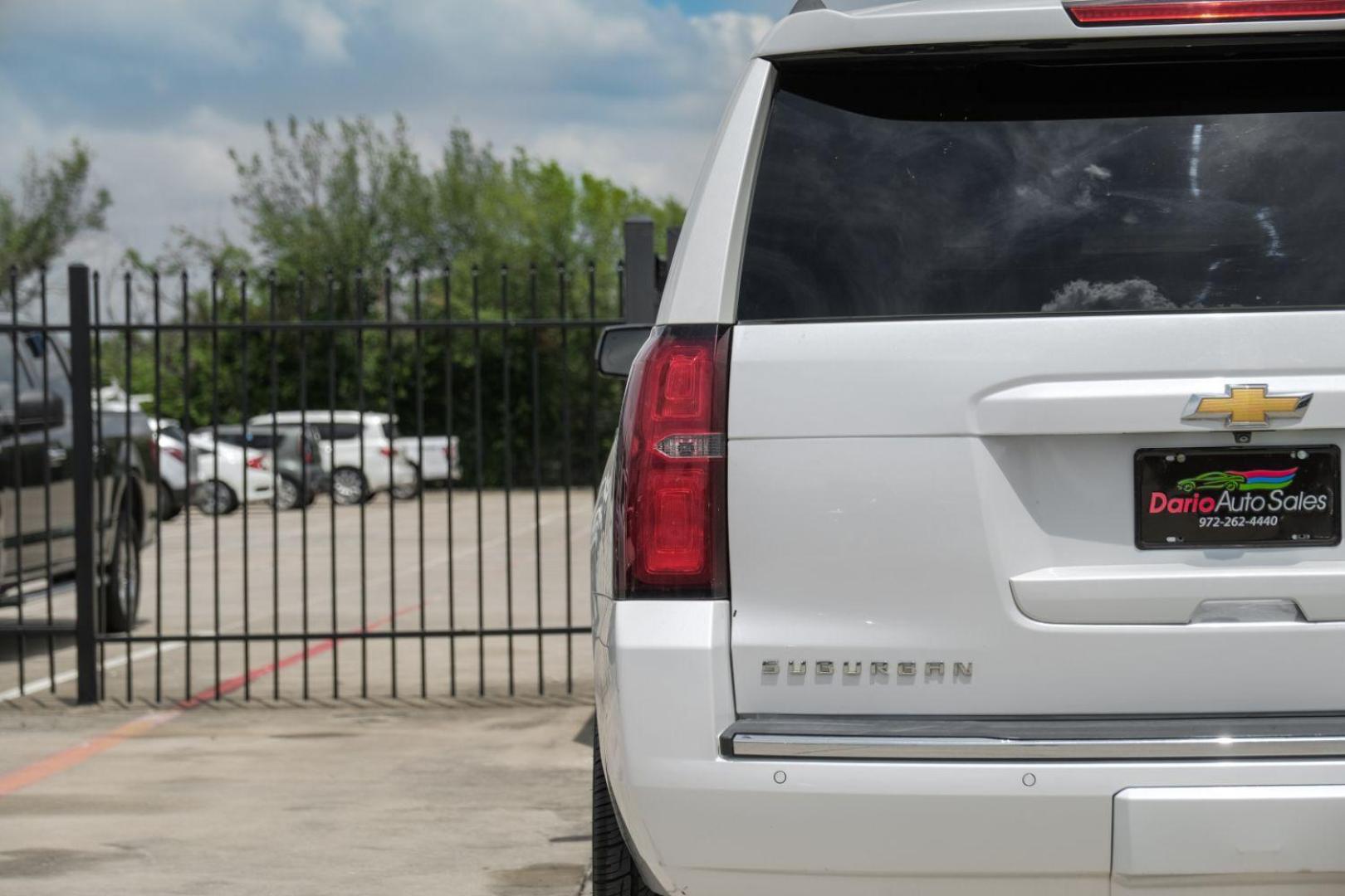 2016 WHITE Chevrolet Suburban LTZ 2WD (1GNSCJKC8GR) with an 5.3L V8 OHV 16V engine, 6-Speed Automatic transmission, located at 2401 E Main St., Grand Prairie, TX, 75050, (972) 262-4440, 32.748981, -96.969643 - Photo#49