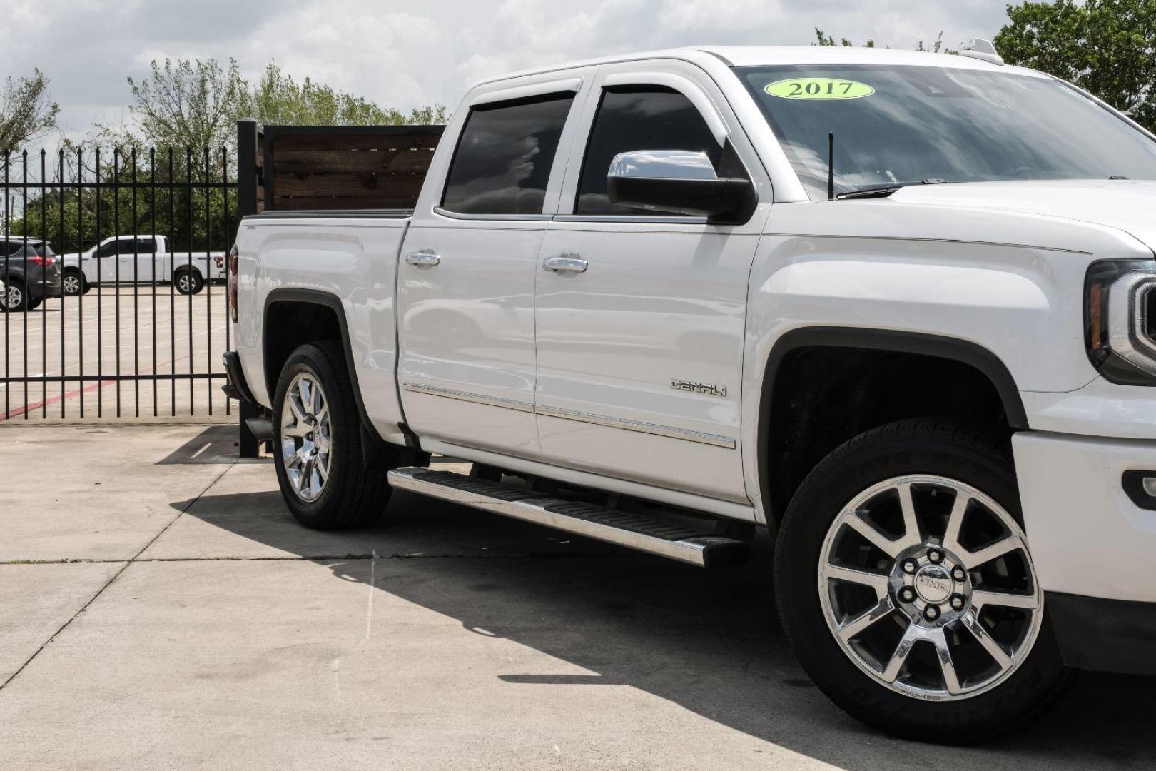 2017 WHITE GMC Sierra 1500 Denali Crew Cab Long Box 2WD (3GTP1PEC4HG) with an 5.3L V8 OHV 16V engine, 6-Speed Automatic transmission, located at 2401 E Main St., Grand Prairie, TX, 75050, (972) 262-4440, 32.748981, -96.969643 - Photo#9