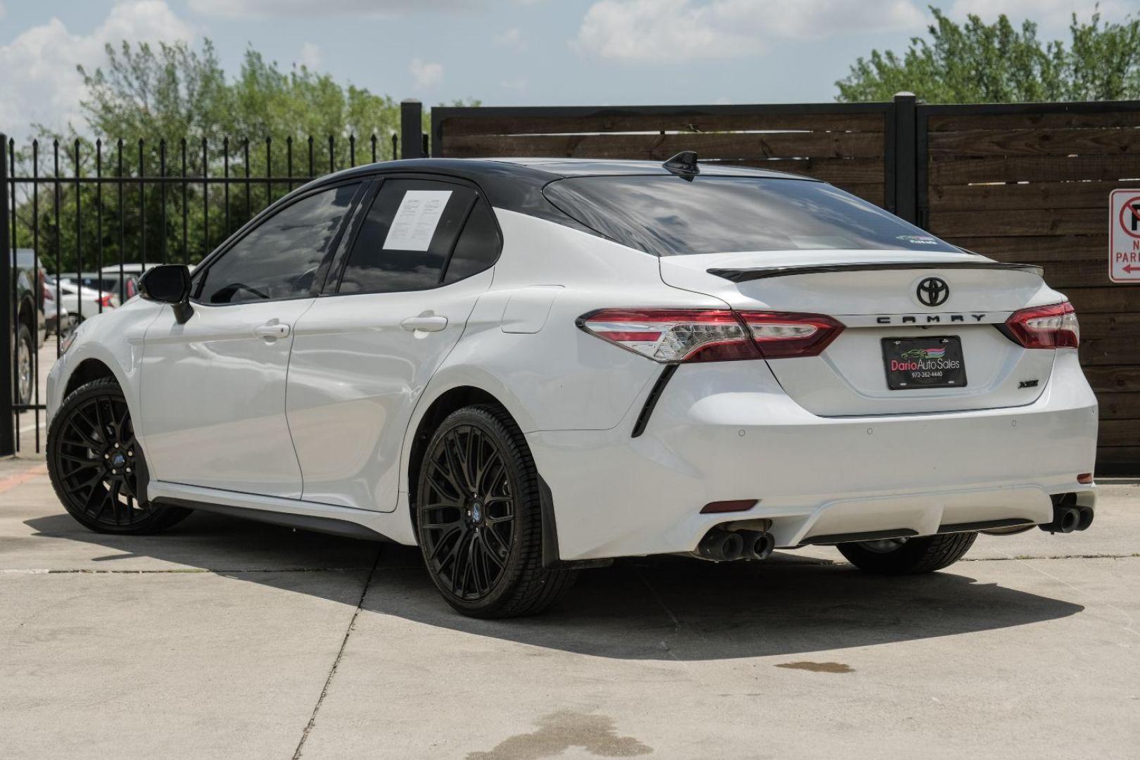 2020 white Toyota Camry XSE (4T1K61AK9LU) with an 2.5L L4 DOHC 16V engine, 8-Speed Automatic transmission, located at 2401 E Main St., Grand Prairie, TX, 75050, (972) 262-4440, 32.748981, -96.969643 - Photo#12