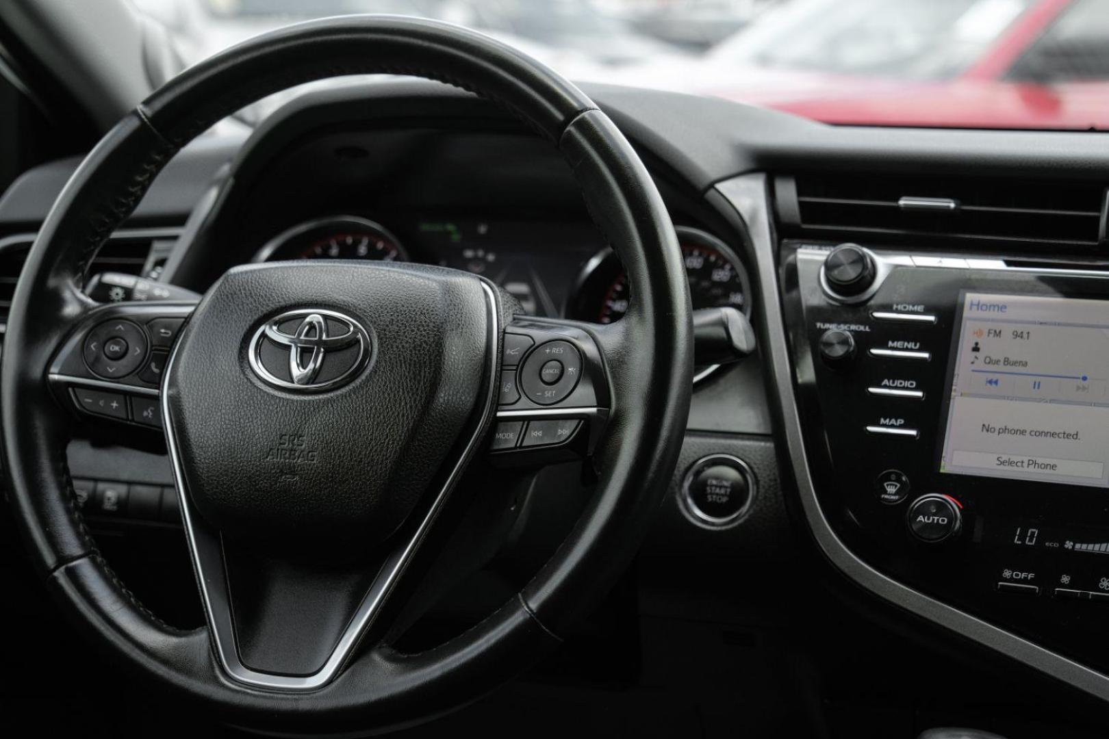 2020 white Toyota Camry XSE (4T1K61AK9LU) with an 2.5L L4 DOHC 16V engine, 8-Speed Automatic transmission, located at 2401 E Main St., Grand Prairie, TX, 75050, (972) 262-4440, 32.748981, -96.969643 - Photo#23