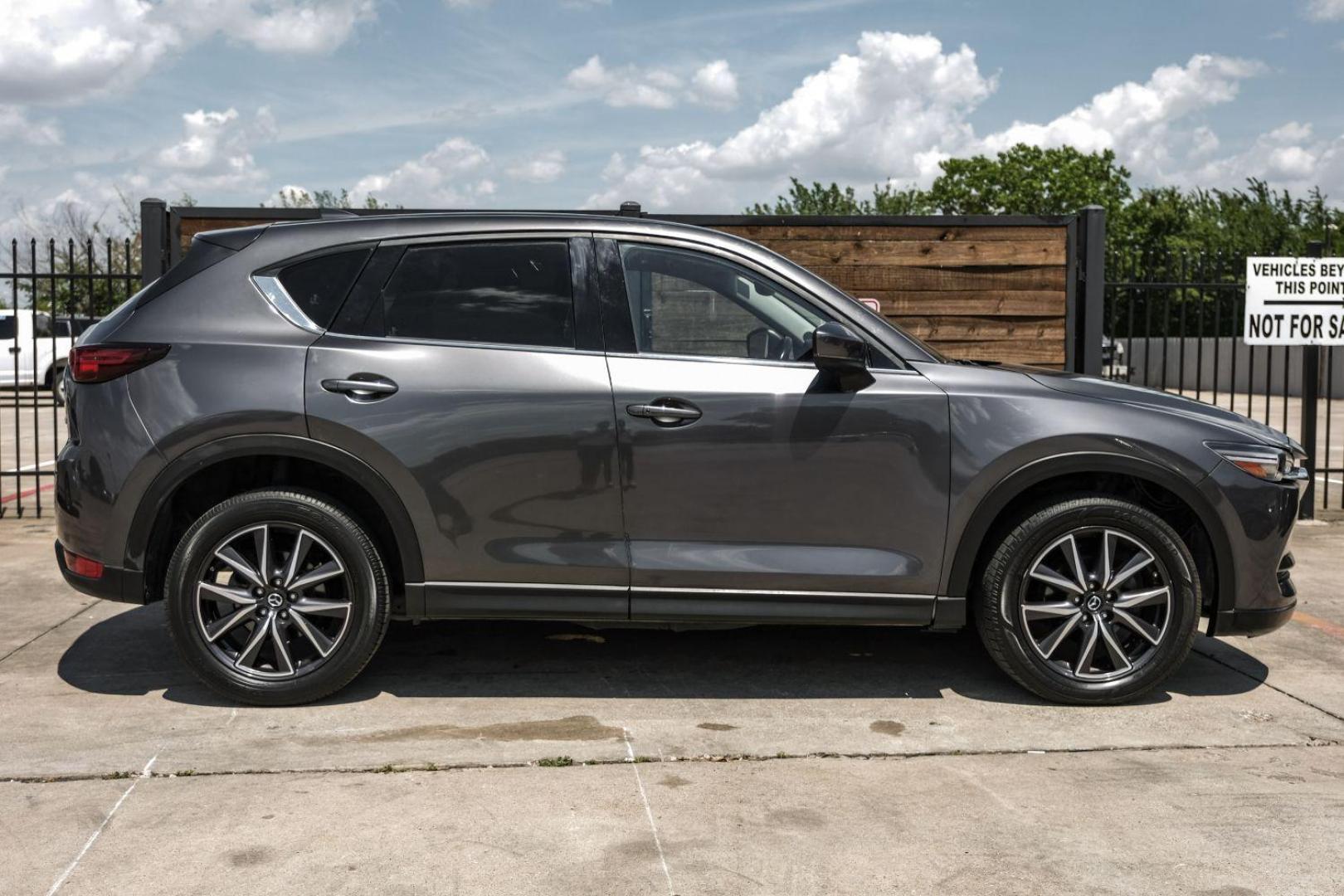 2017 GRAY Mazda CX-5 SPORT UTILITY 4-DR (JM3KFBDL2H0) with an 2.5L L4 DOHC 16V engine, 6-Speed Automatic transmission, located at 2401 E Main St., Grand Prairie, TX, 75050, (972) 262-4440, 32.748981, -96.969643 - Photo#11