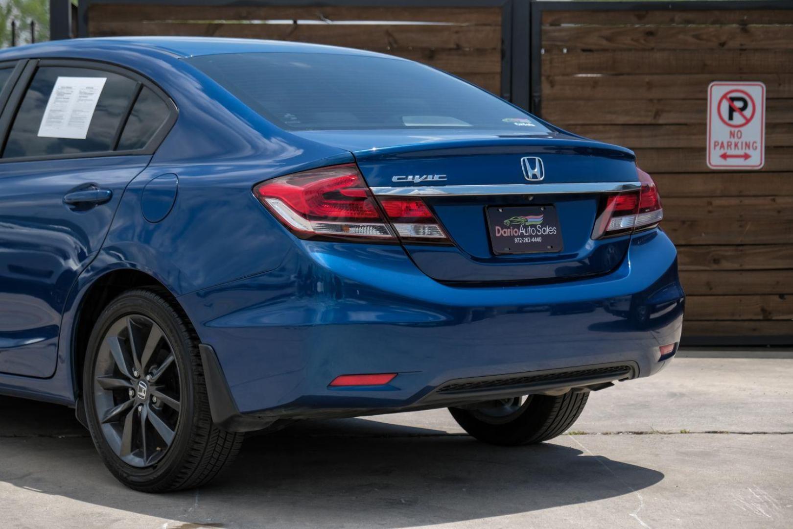 2013 Blue Honda Civic LX Sedan 5-Speed AT (2HGFB2F56DH) with an 1.8L L4 SOHC 16V engine, 5-Speed Automatic transmission, located at 2401 E Main St., Grand Prairie, TX, 75050, (972) 262-4440, 32.748981, -96.969643 - Photo#13