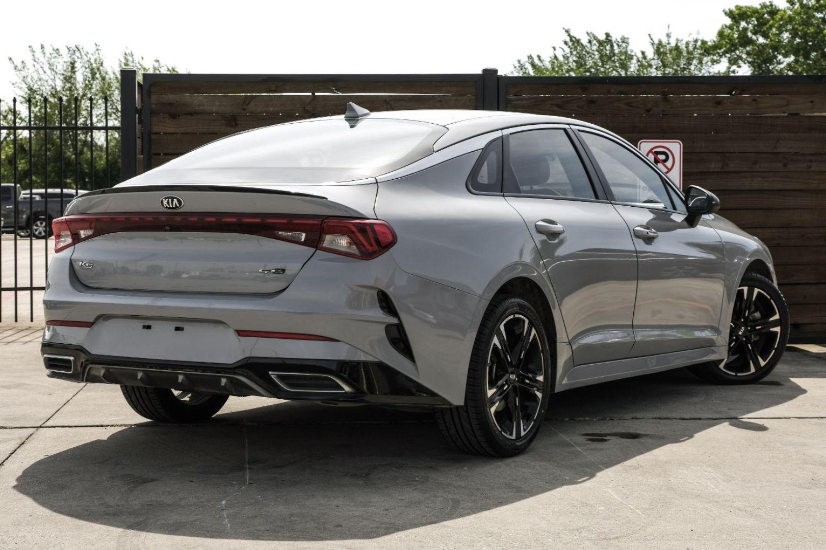 2021 GRAY Kia K5 GT-Line (5XXG64J26MG) with an 1.6L L4 DOHC 16V engine, 8-Speed Automatic transmission, located at 2401 E Main St., Grand Prairie, TX, 75050, (972) 262-4440, 32.748981, -96.969643 - Photo#11