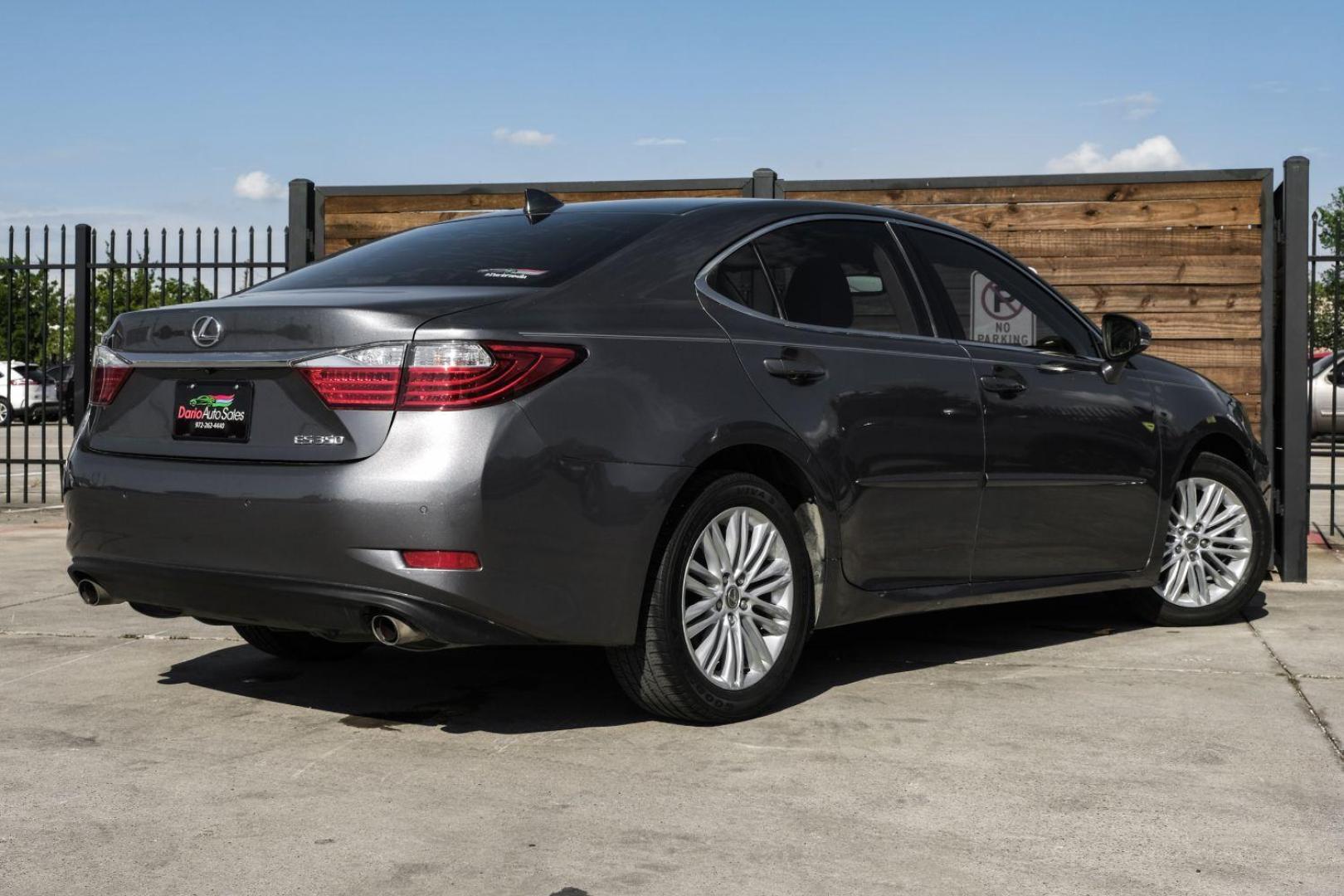 2015 Gray Lexus ES 350 Sedan (JTHBK1GG7F2) with an 3.5L V6 DOHC 24V engine, 6-Speed Automatic transmission, located at 2401 E Main St., Grand Prairie, TX, 75050, (972) 262-4440, 32.748981, -96.969643 - Photo#12