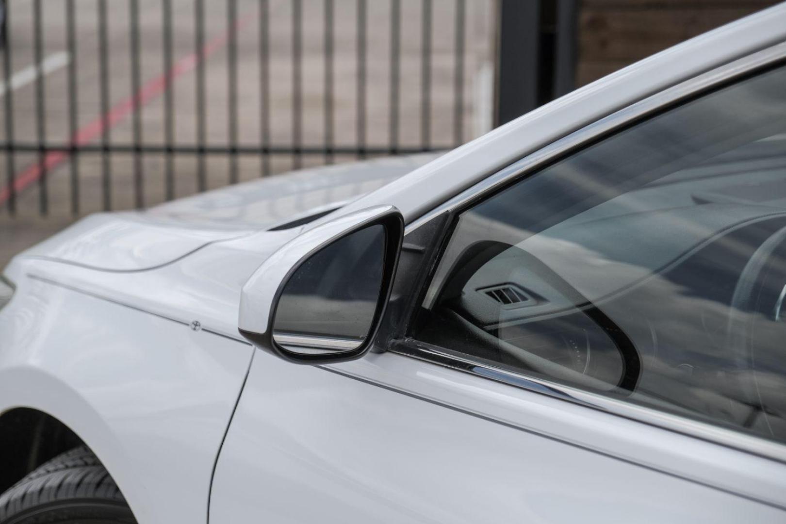 2015 WHITE Toyota Camry XSE (4T1BF1FK1FU) with an 2.5L L4 DOHC 16V engine, 6-Speed Automatic transmission, located at 2401 E Main St., Grand Prairie, TX, 75050, (972) 262-4440, 32.748981, -96.969643 - Photo#40