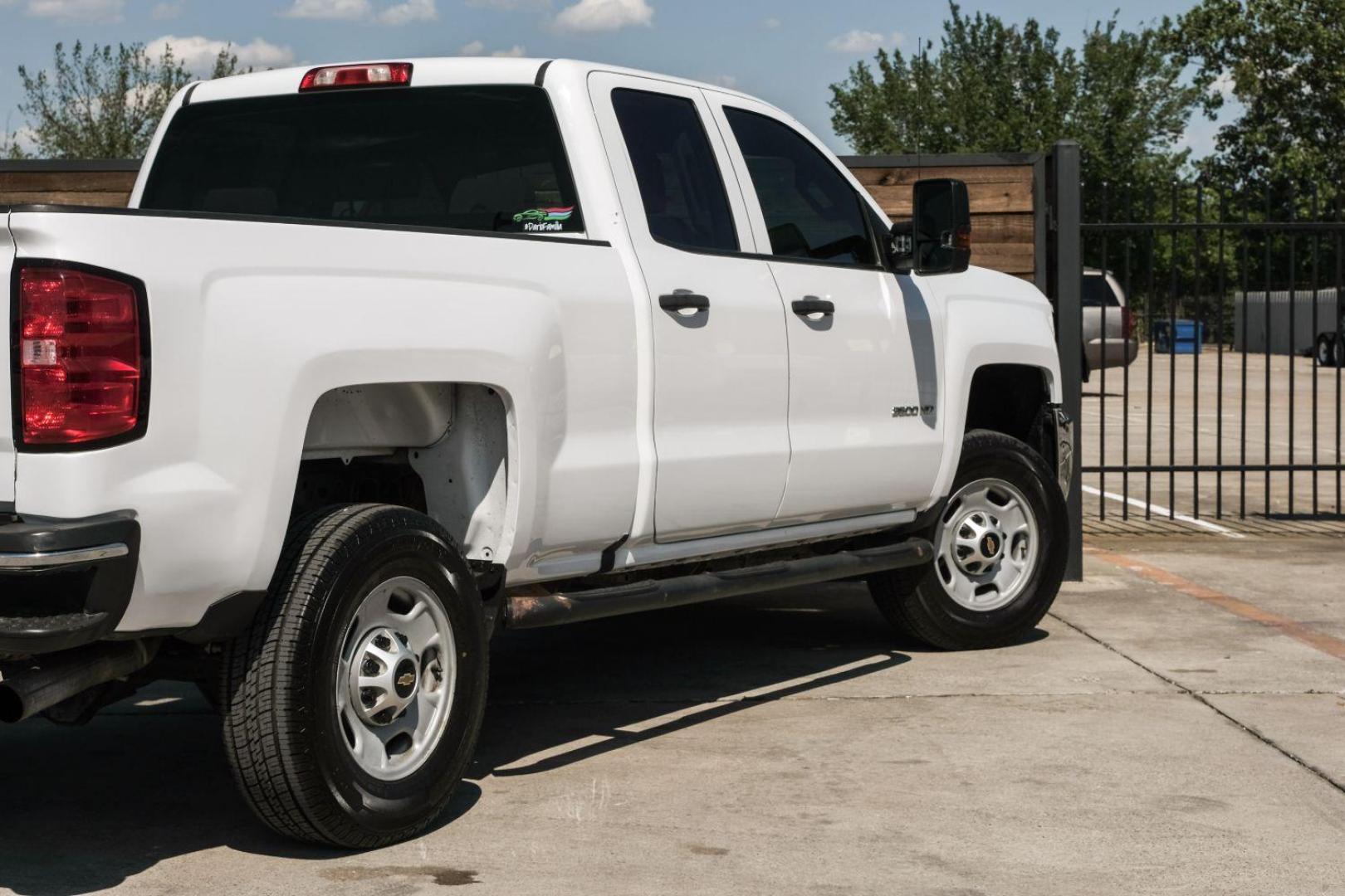 2019 white Chevrolet Silverado 2500HD Work Truck Double Cab Long Box 4WD (2GC2KREGXK1) with an 6.0L V8 OHV 16V engine, 6-Speed Automatic transmission, located at 2401 E Main St., Grand Prairie, TX, 75050, (972) 262-4440, 32.748981, -96.969643 - Photo#13