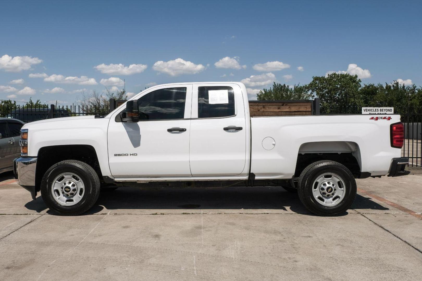 2019 white Chevrolet Silverado 2500HD Work Truck Double Cab Long Box 4WD (2GC2KREGXK1) with an 6.0L V8 OHV 16V engine, 6-Speed Automatic transmission, located at 2401 E Main St., Grand Prairie, TX, 75050, (972) 262-4440, 32.748981, -96.969643 - Photo#18