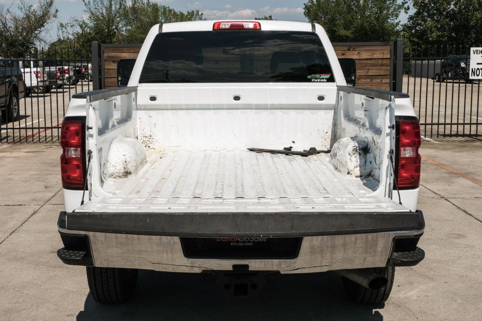 2019 white Chevrolet Silverado 2500HD Work Truck Double Cab Long Box 4WD (2GC2KREGXK1) with an 6.0L V8 OHV 16V engine, 6-Speed Automatic transmission, located at 2401 E Main St., Grand Prairie, TX, 75050, (972) 262-4440, 32.748981, -96.969643 - Photo#56