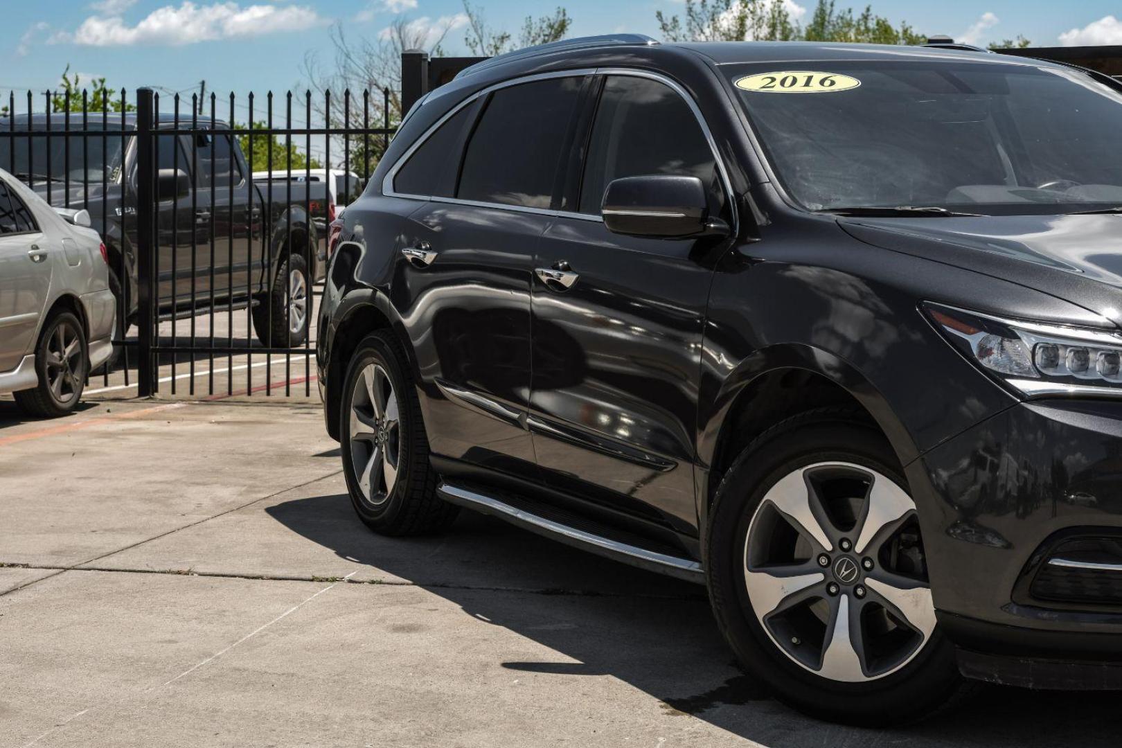 2016 GRAY Acura MDX SH-AWD 9-Spd AT (5FRYD4H29GB) with an 3.5L V6 SOHC 24V engine, 9-Speed Automatic transmission, located at 2401 E Main St., Grand Prairie, TX, 75050, (972) 262-4440, 32.748981, -96.969643 - Photo#10