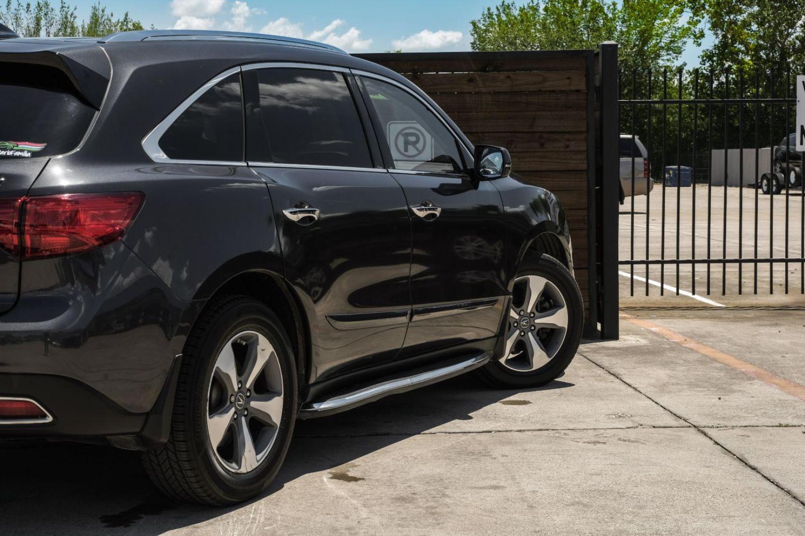 2016 GRAY Acura MDX SH-AWD 9-Spd AT (5FRYD4H29GB) with an 3.5L V6 SOHC 24V engine, 9-Speed Automatic transmission, located at 2401 E Main St., Grand Prairie, TX, 75050, (972) 262-4440, 32.748981, -96.969643 - Photo#15