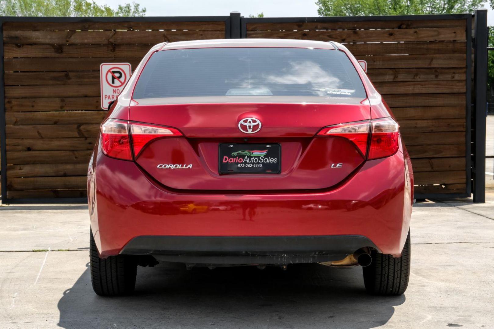 2018 red Toyota Corolla LE CVT (5YFBURHE8JP) with an 1.8L L4 DOHC 16V engine, Continuously Variable Transmission transmission, located at 2401 E Main St., Grand Prairie, TX, 75050, (972) 262-4440, 32.748981, -96.969643 - Photo#10