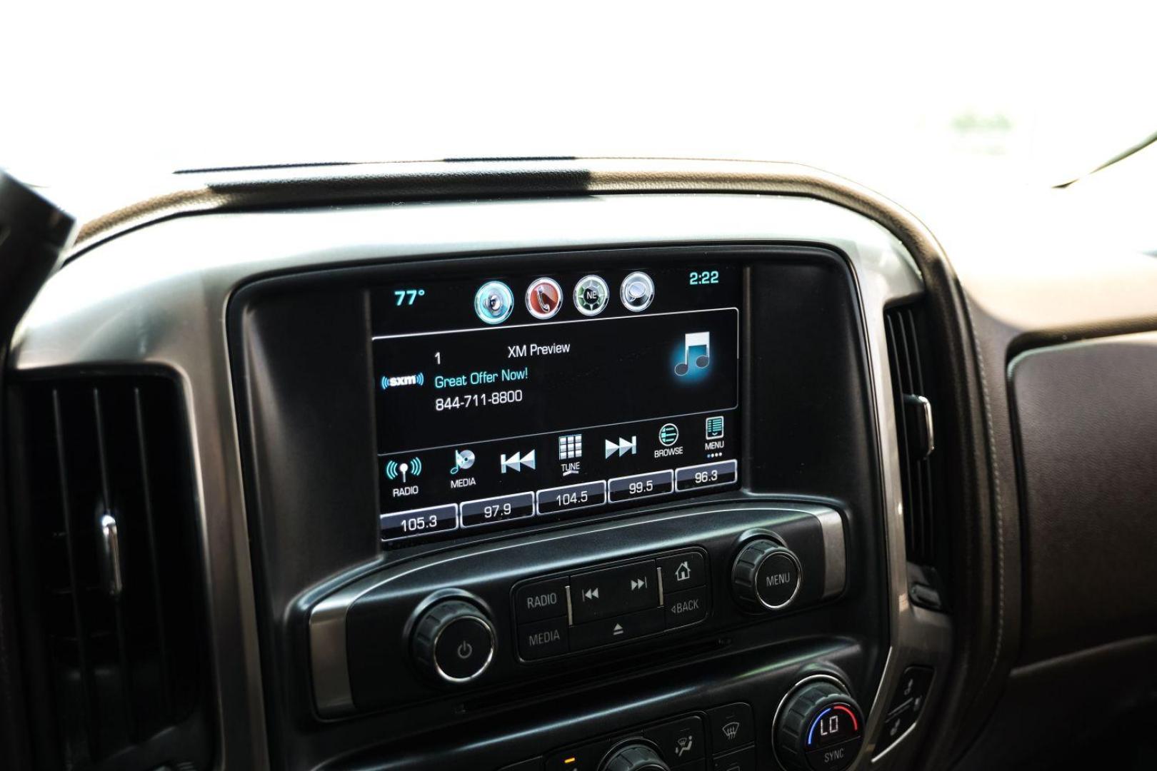 2017 WHITE Chevrolet Silverado 1500 LTZ Crew Cab 4WD (3GCUKSEC5HG) with an 5.3L V8 OHV 16V engine, 6-Speed Automatic transmission, located at 2401 E Main St., Grand Prairie, TX, 75050, (972) 262-4440, 32.748981, -96.969643 - Photo#38